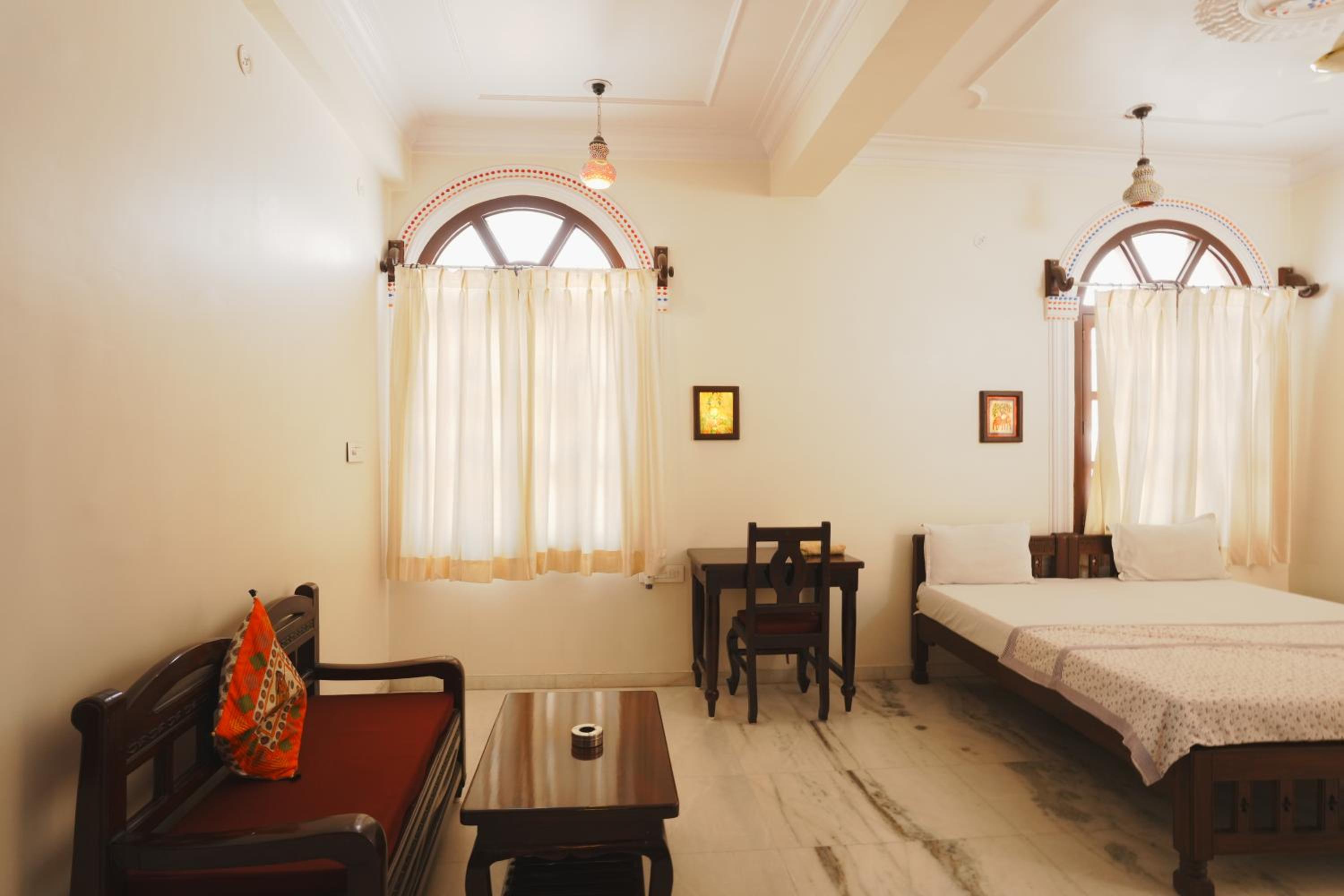 Deluxe Double or Twin Room photo 1
