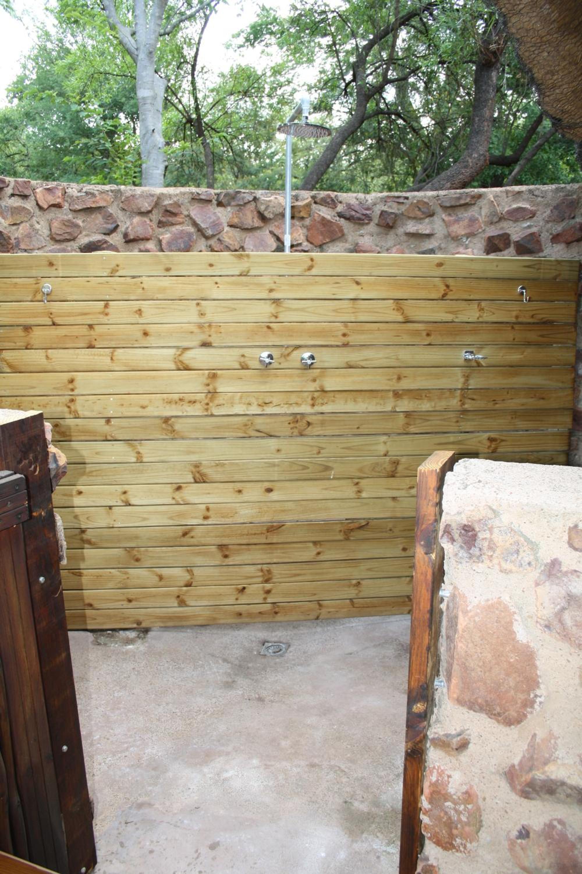 Luxury Chalet 5 - River Bed photo 3