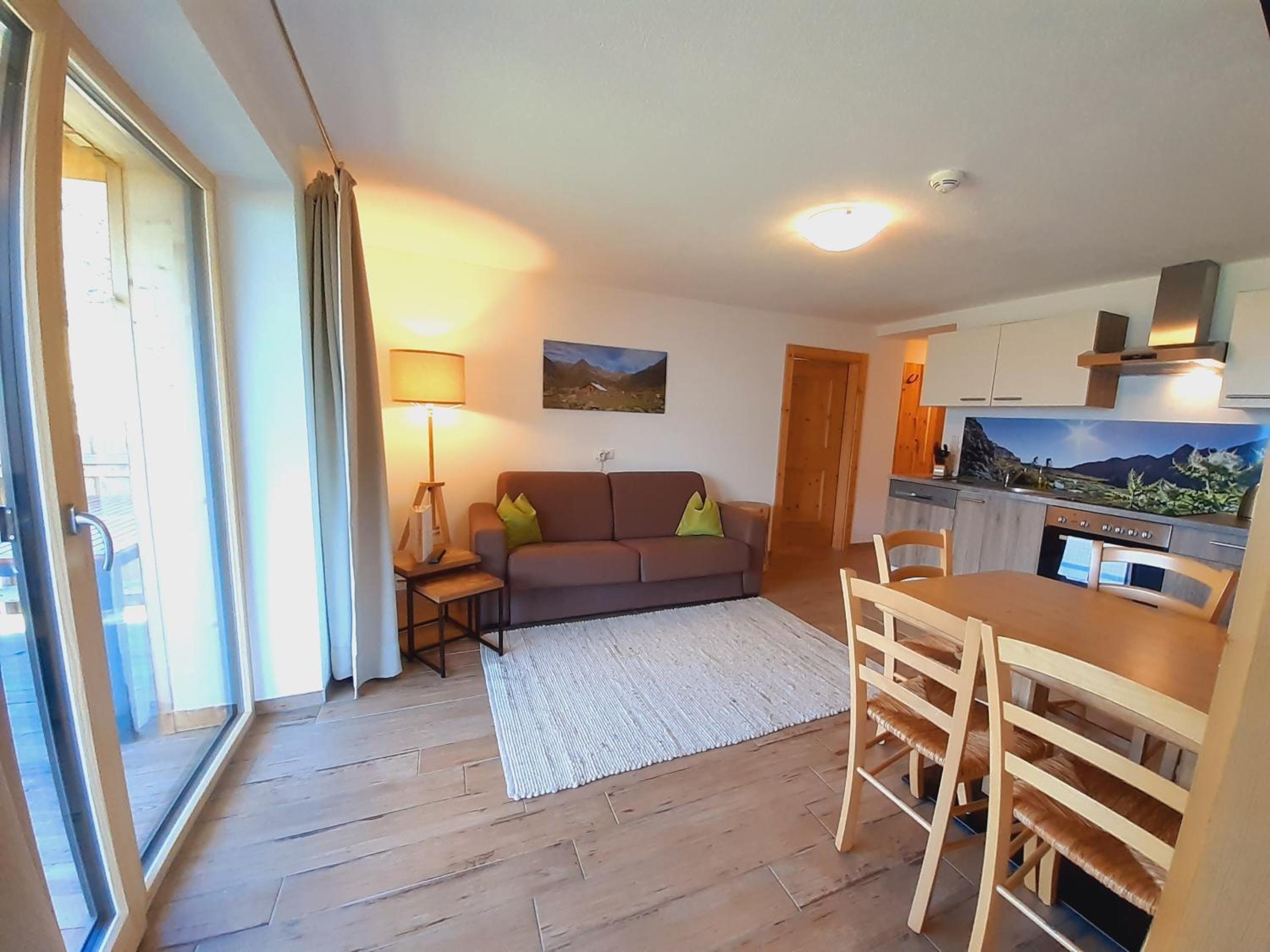 Two-Bedroom Apartment with Terrace photo 2