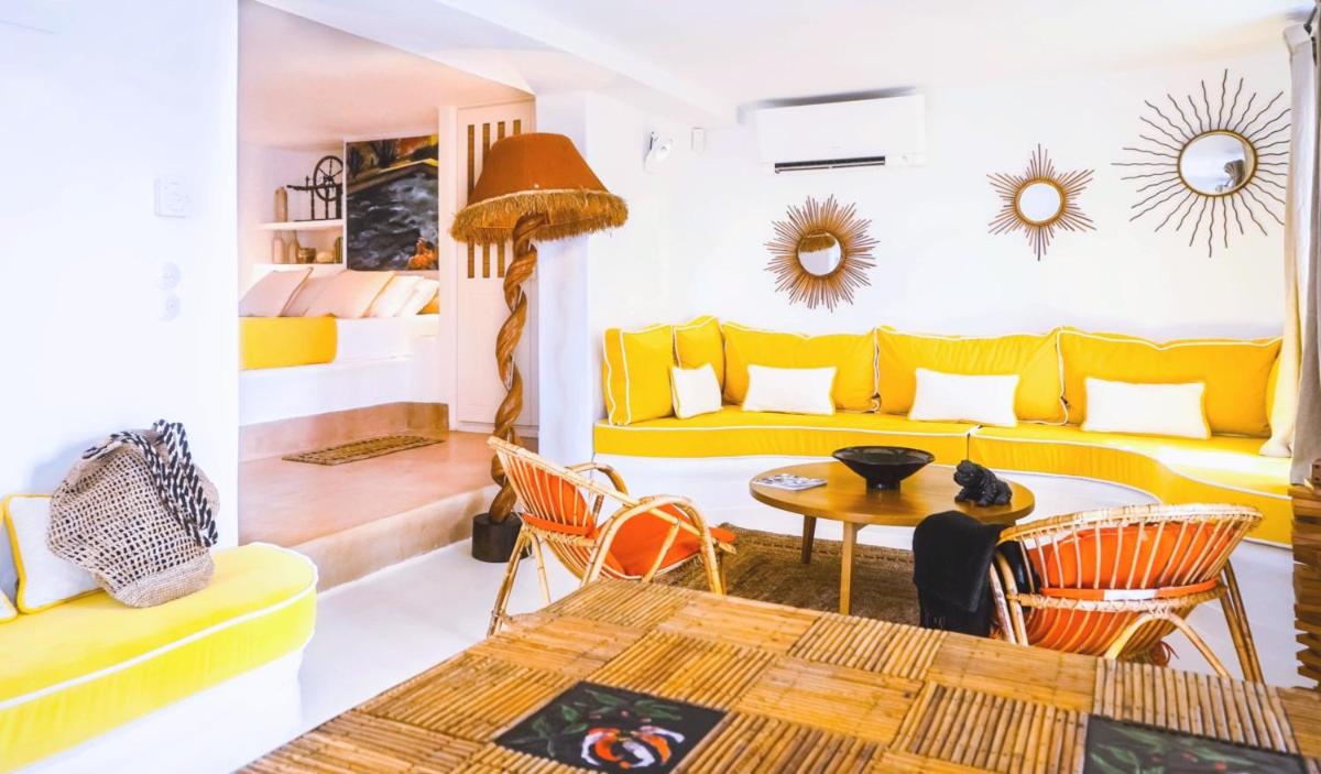 Junior Suite with Balcony and Sea View photo 1