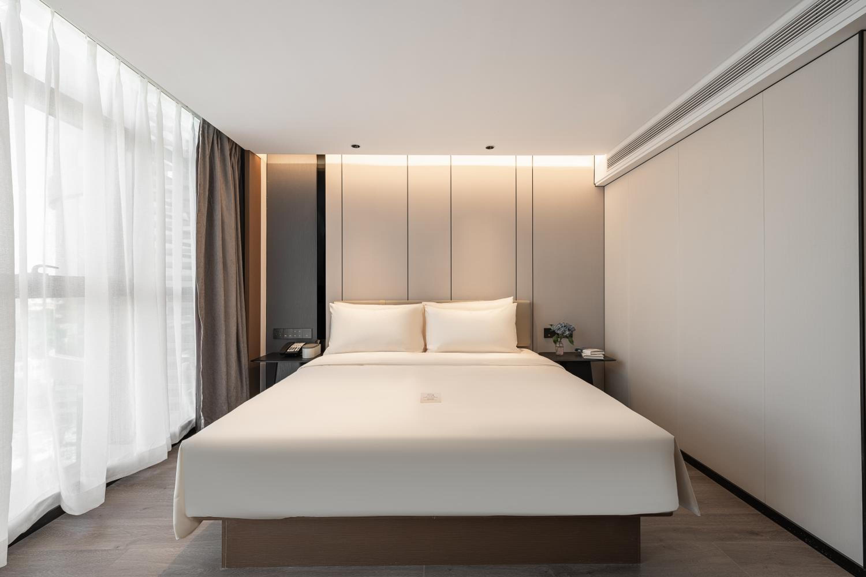 Jimu Double Room with City View photo 2