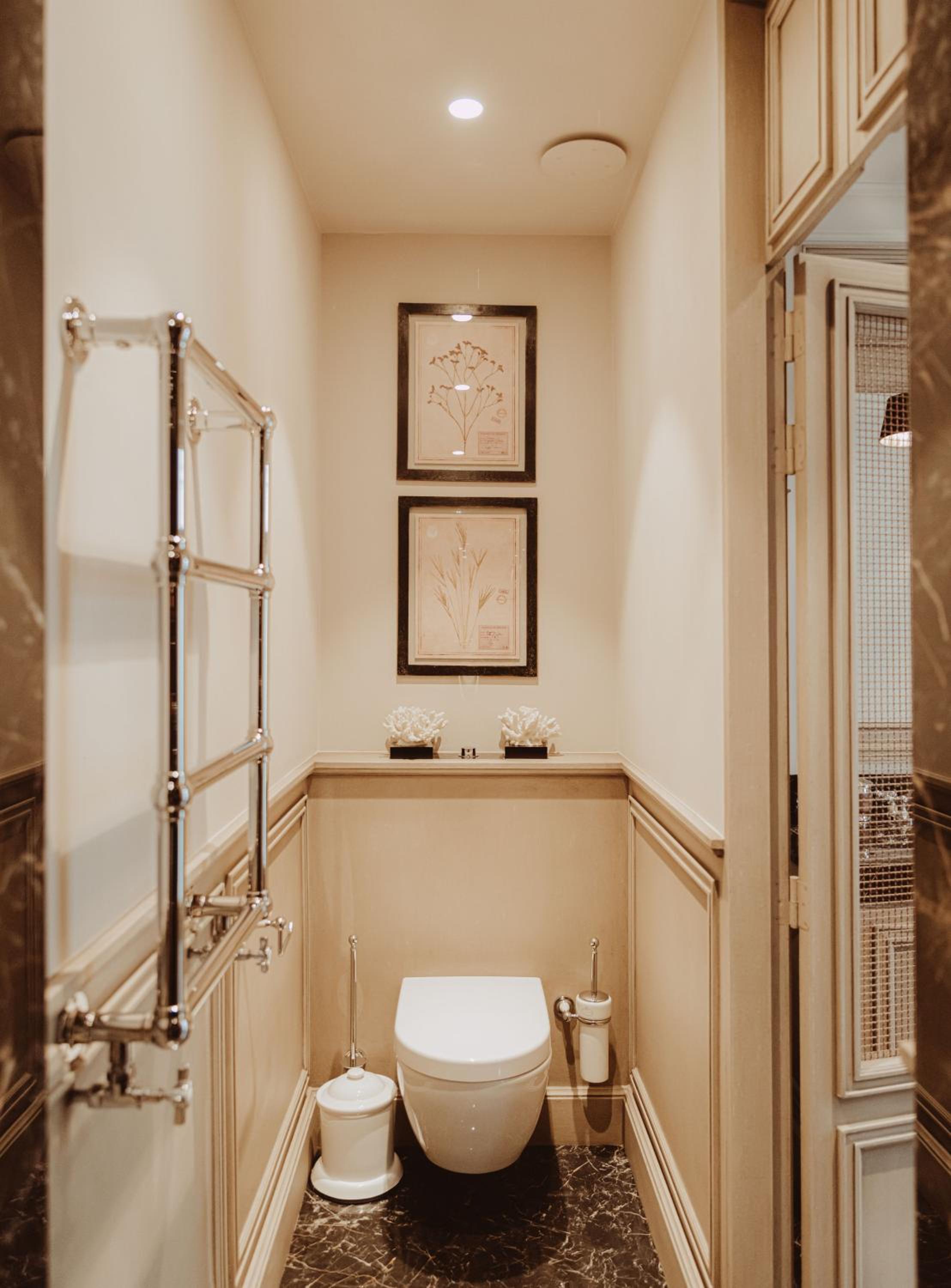 Deluxe King Room photo 2