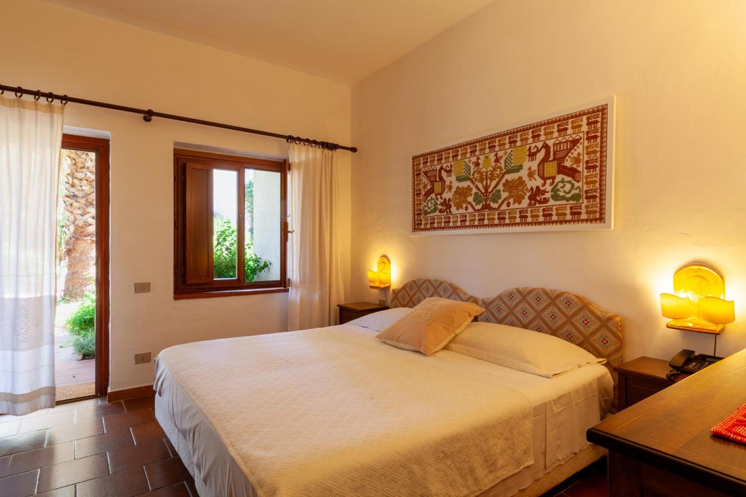 Double Room - Photo 5