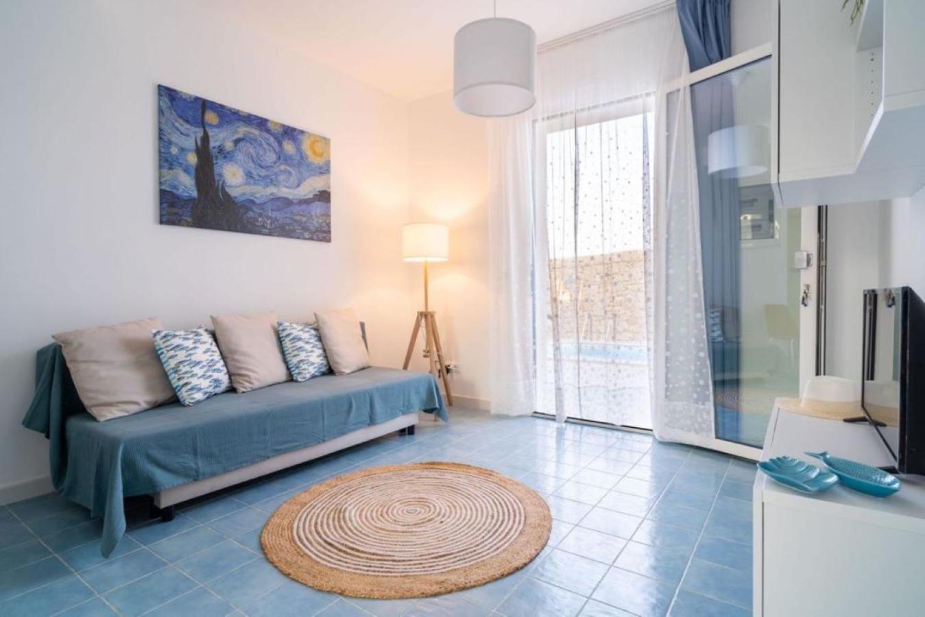 Two-Bedroom Apartment with Private Pool photo 1