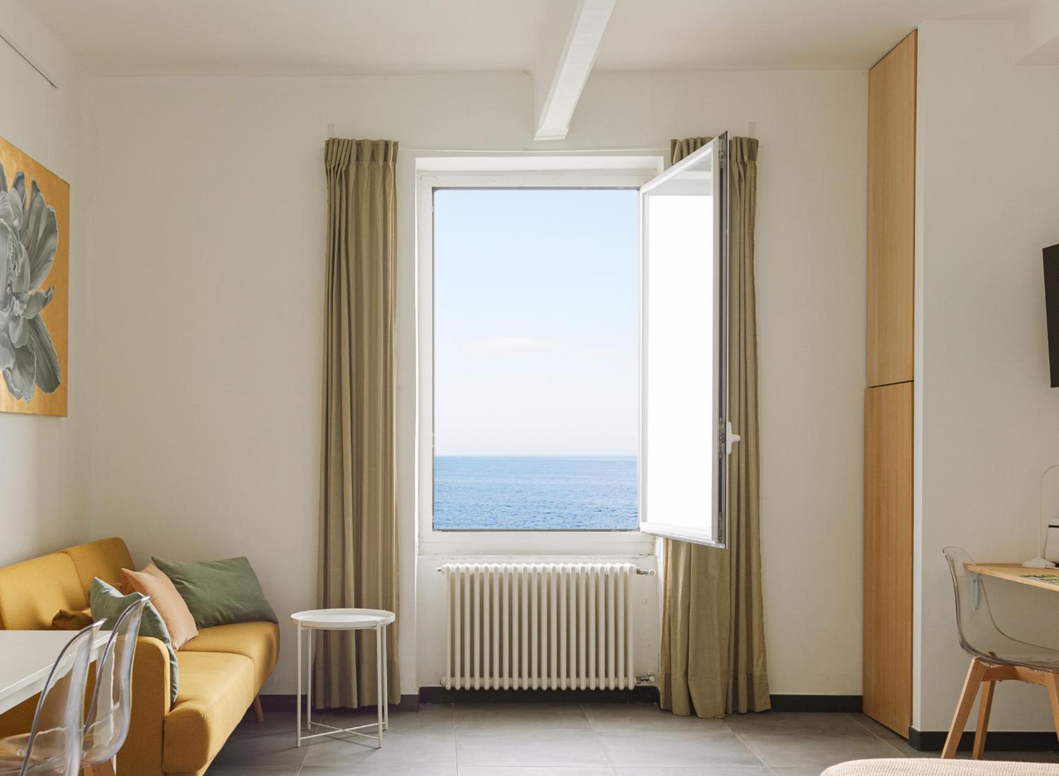 Studio with Sea View