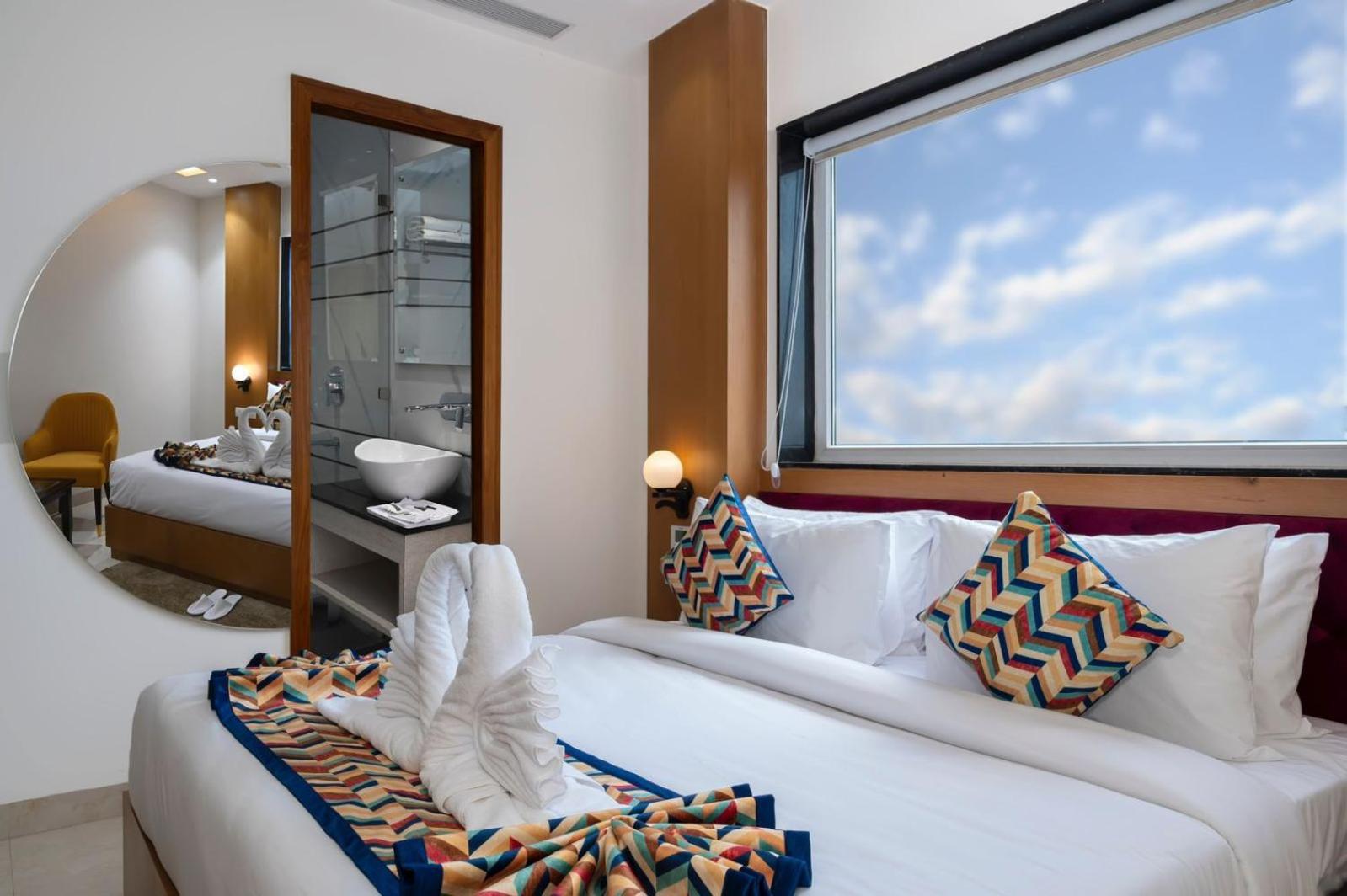 Deluxe Rooms - Photo 1