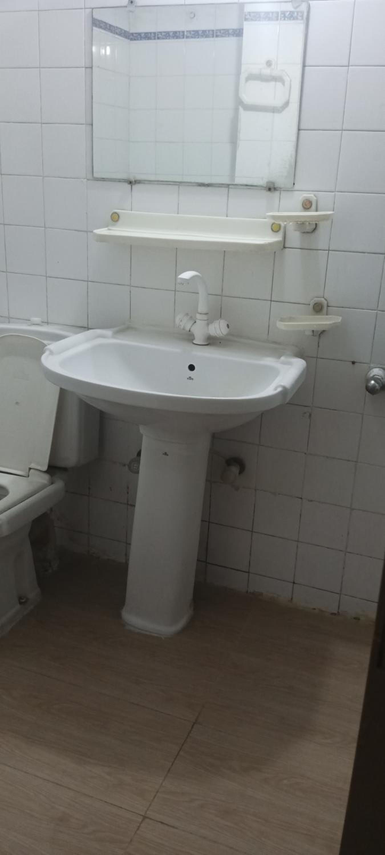 Deluxe Double Room (2 Adults + 1 Child) photo 2