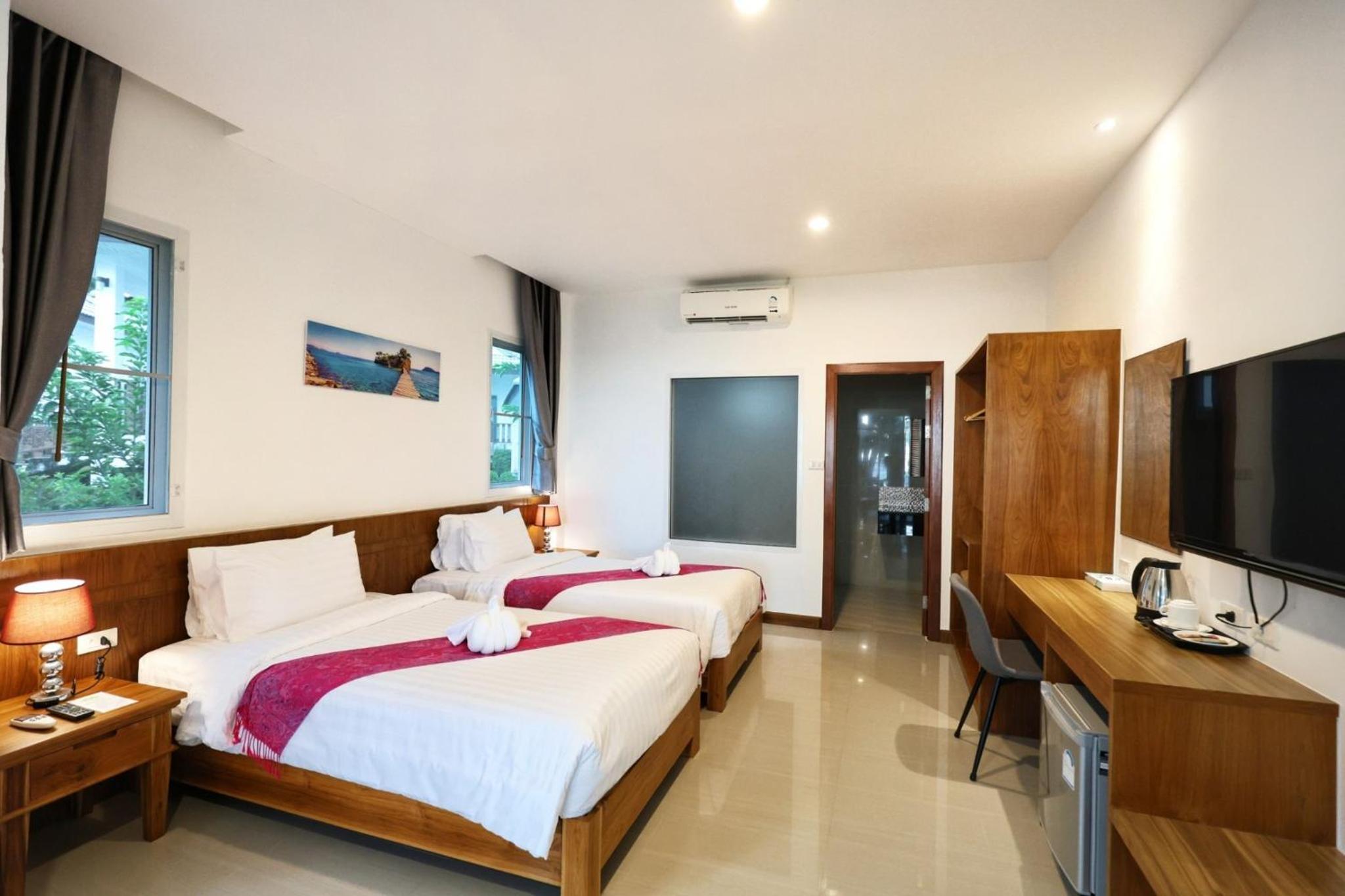 Deluxe Double Room with Sea View - Photo 6