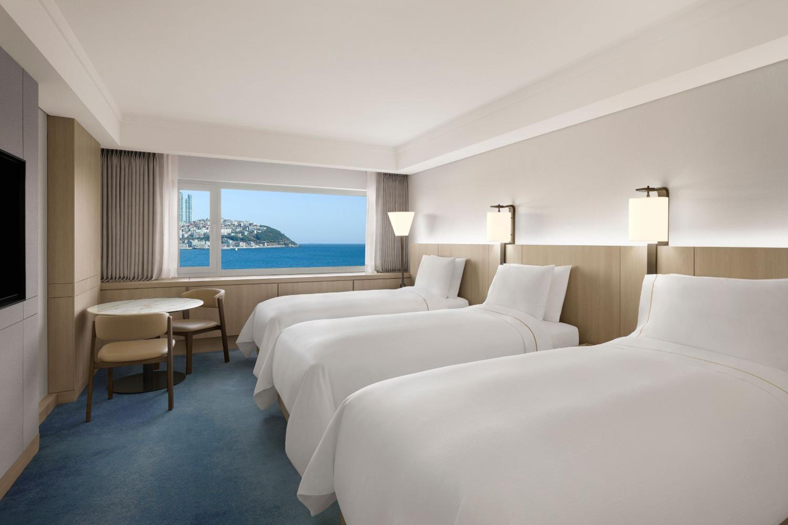 Deluxe Beach Triple,  3 Twin, Haeundae Beach view - Photo 1