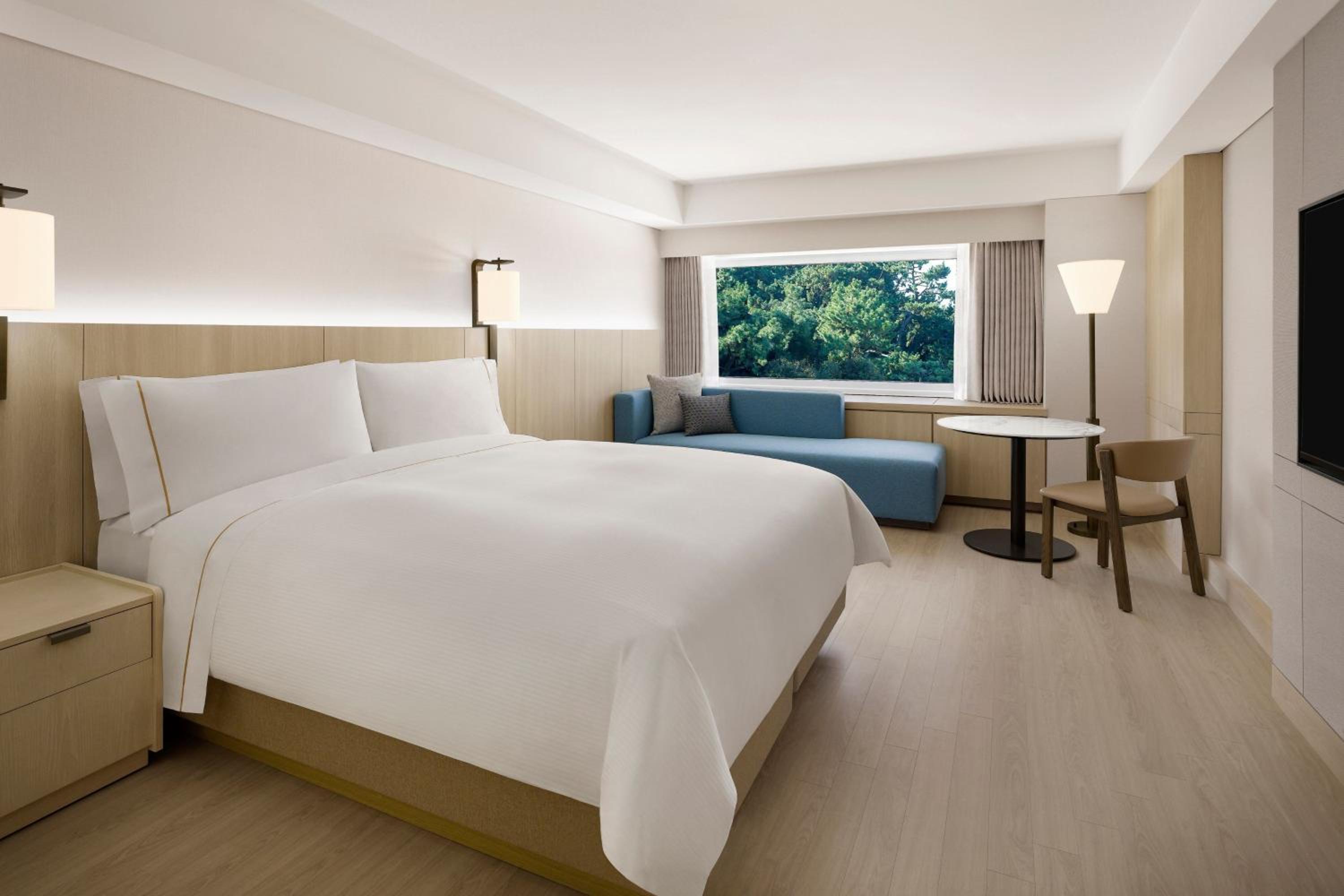 Deluxe Park Ondol, 1 King, Dongbaek Park view - Photo 1