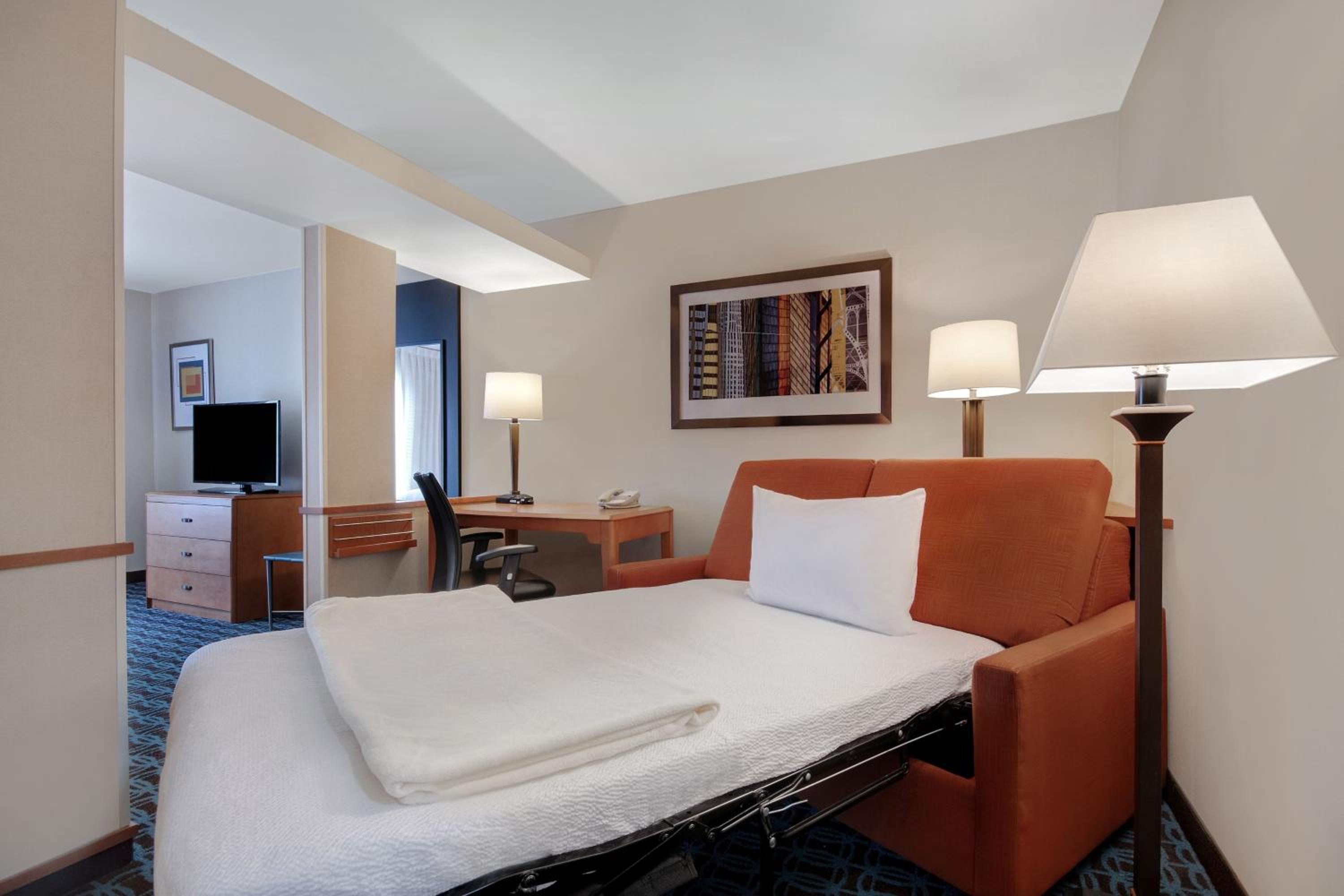 Queen Studio with Two Queen Beds, Sofa Bed and Tub - Mobility and Hearing Accessible - Photo 1