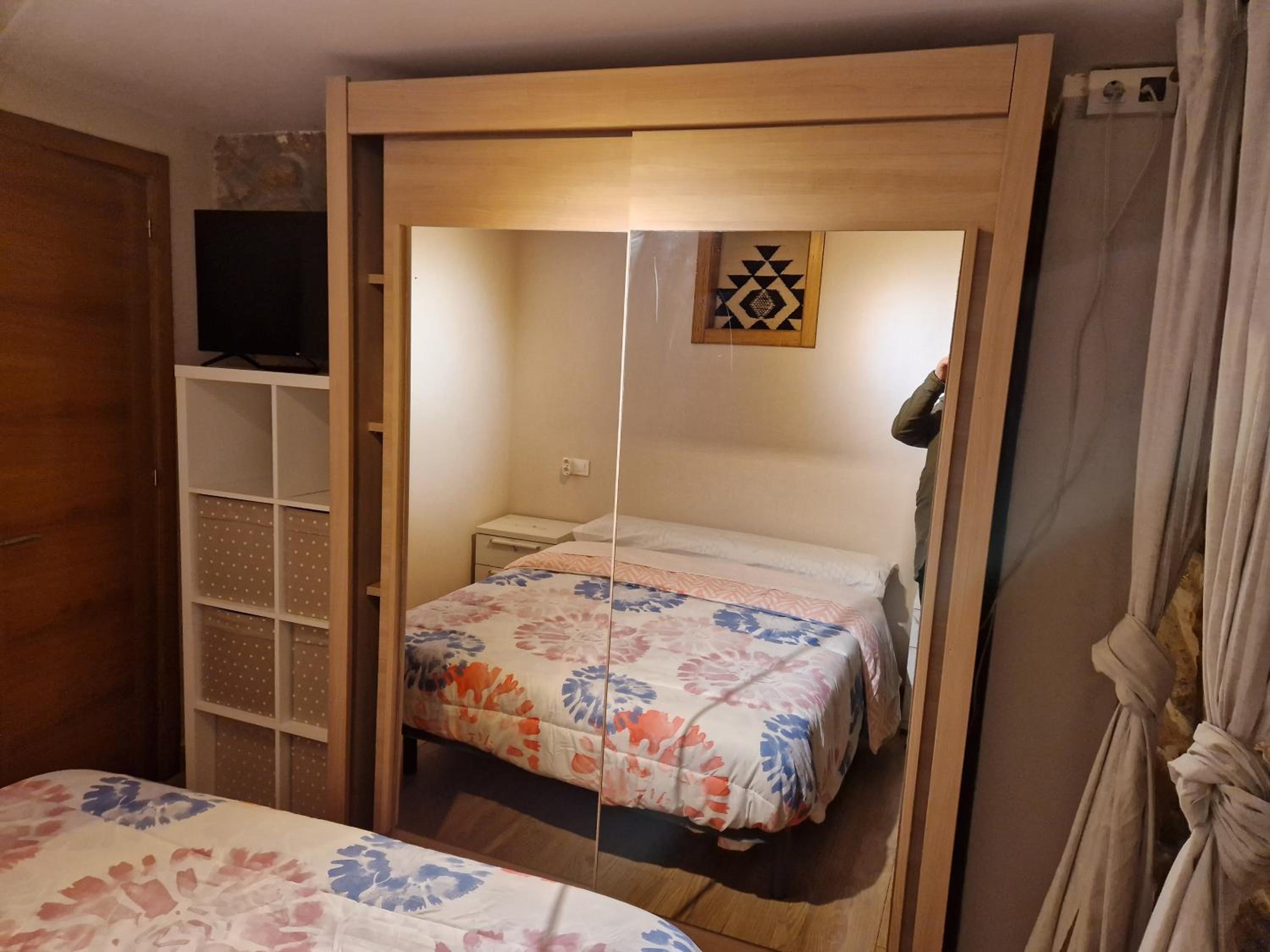 One-Bedroom Apartment photo 3