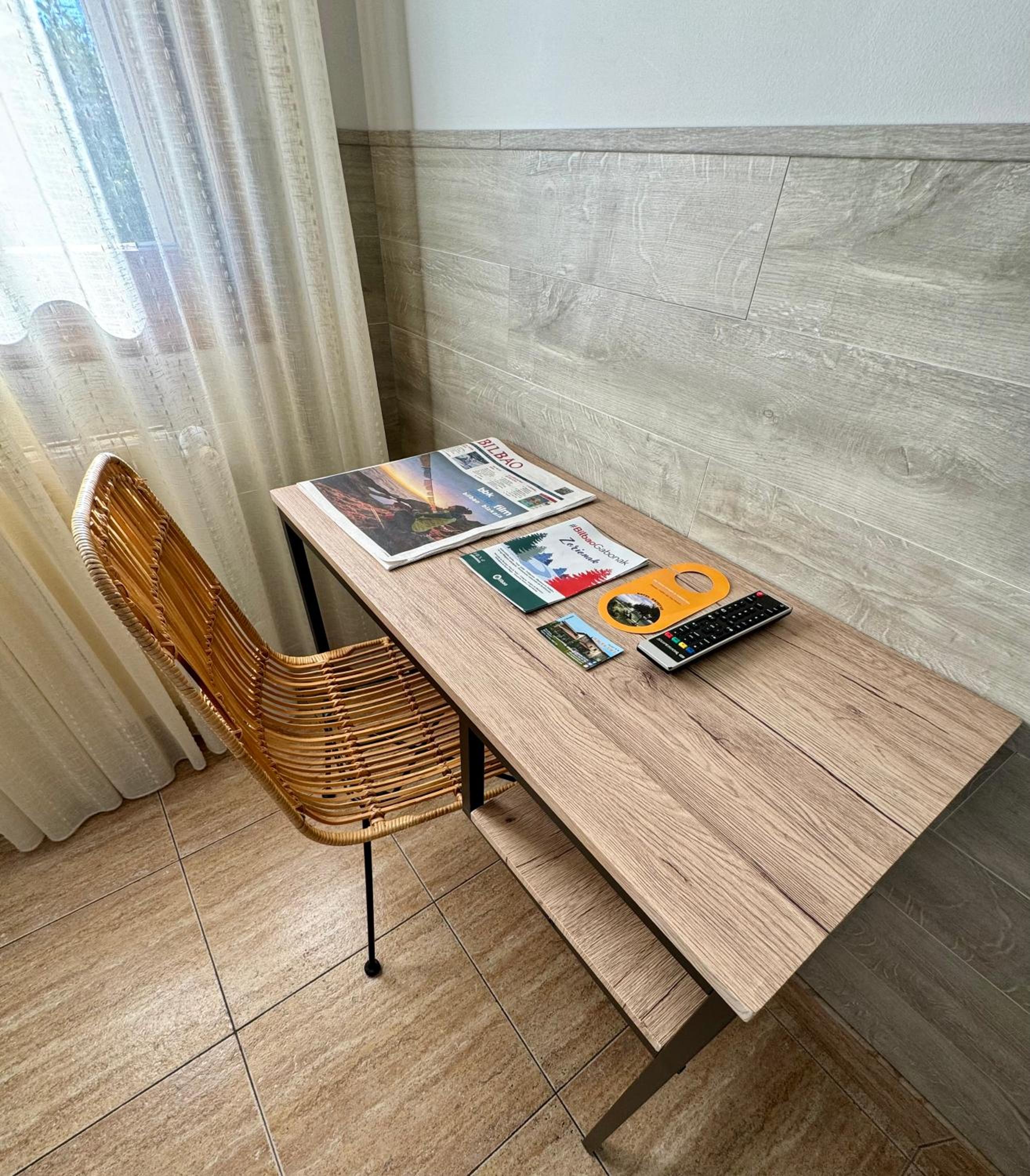 Double or Twin Room - Photo 4