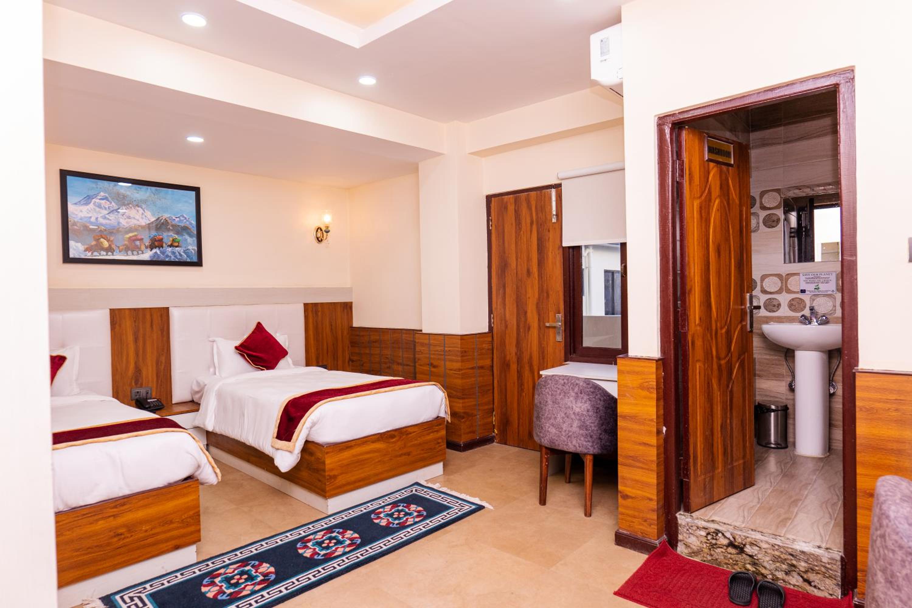 Standard Twin Room