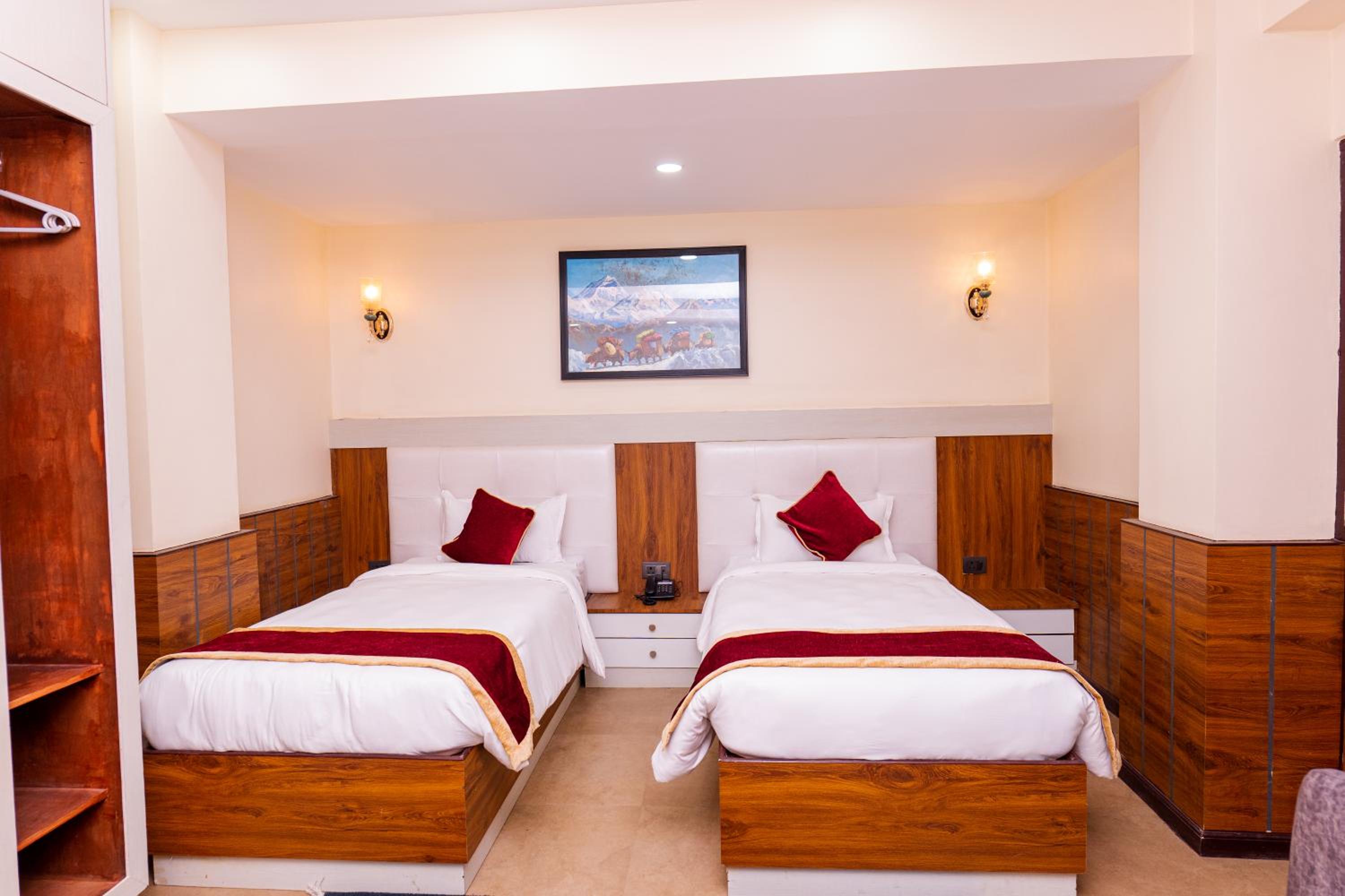Deluxe Twin Room