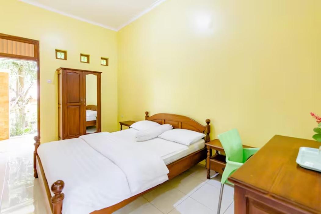 Standard Double Room - Photo 1