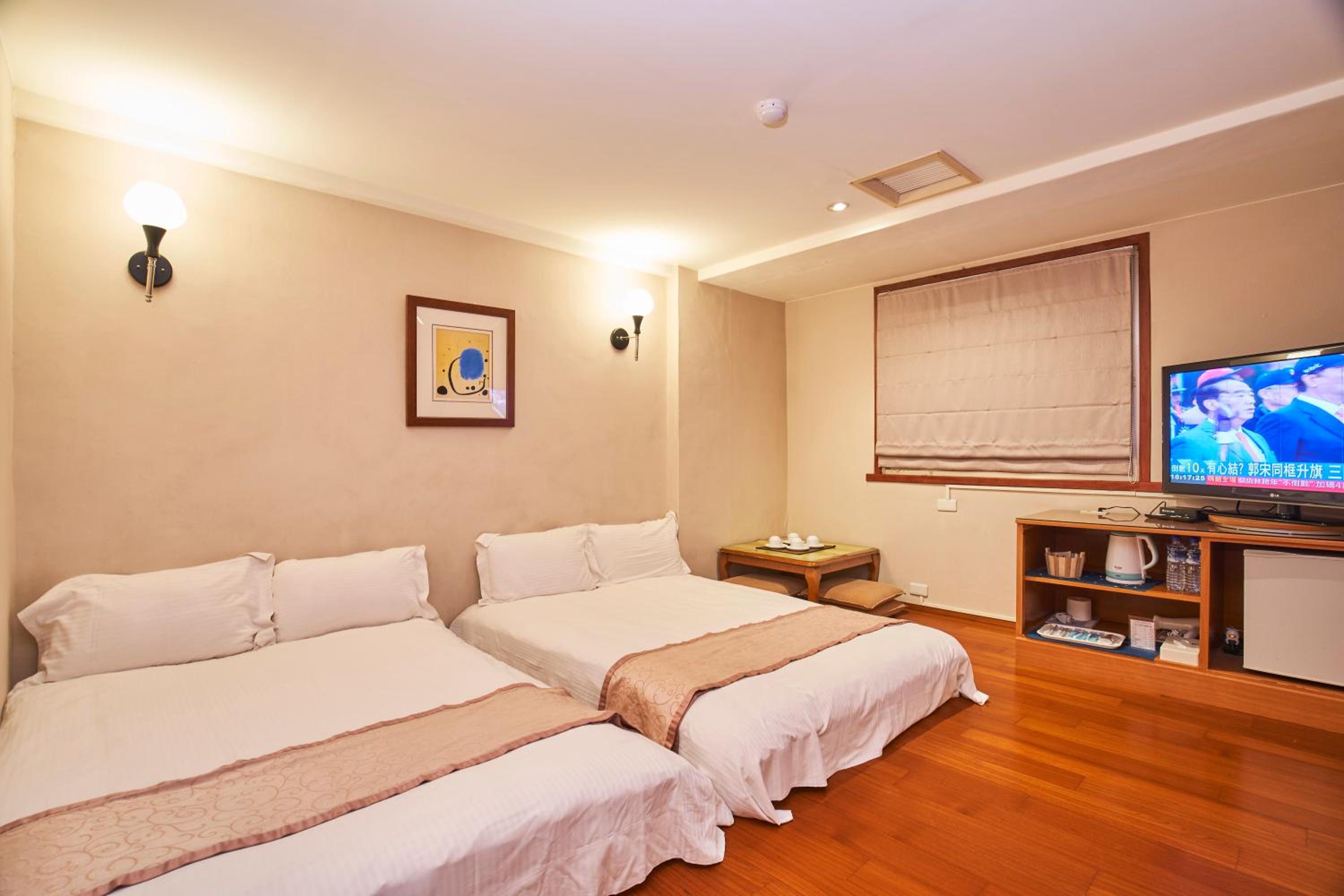 Japanese-Style Quadruple Room
