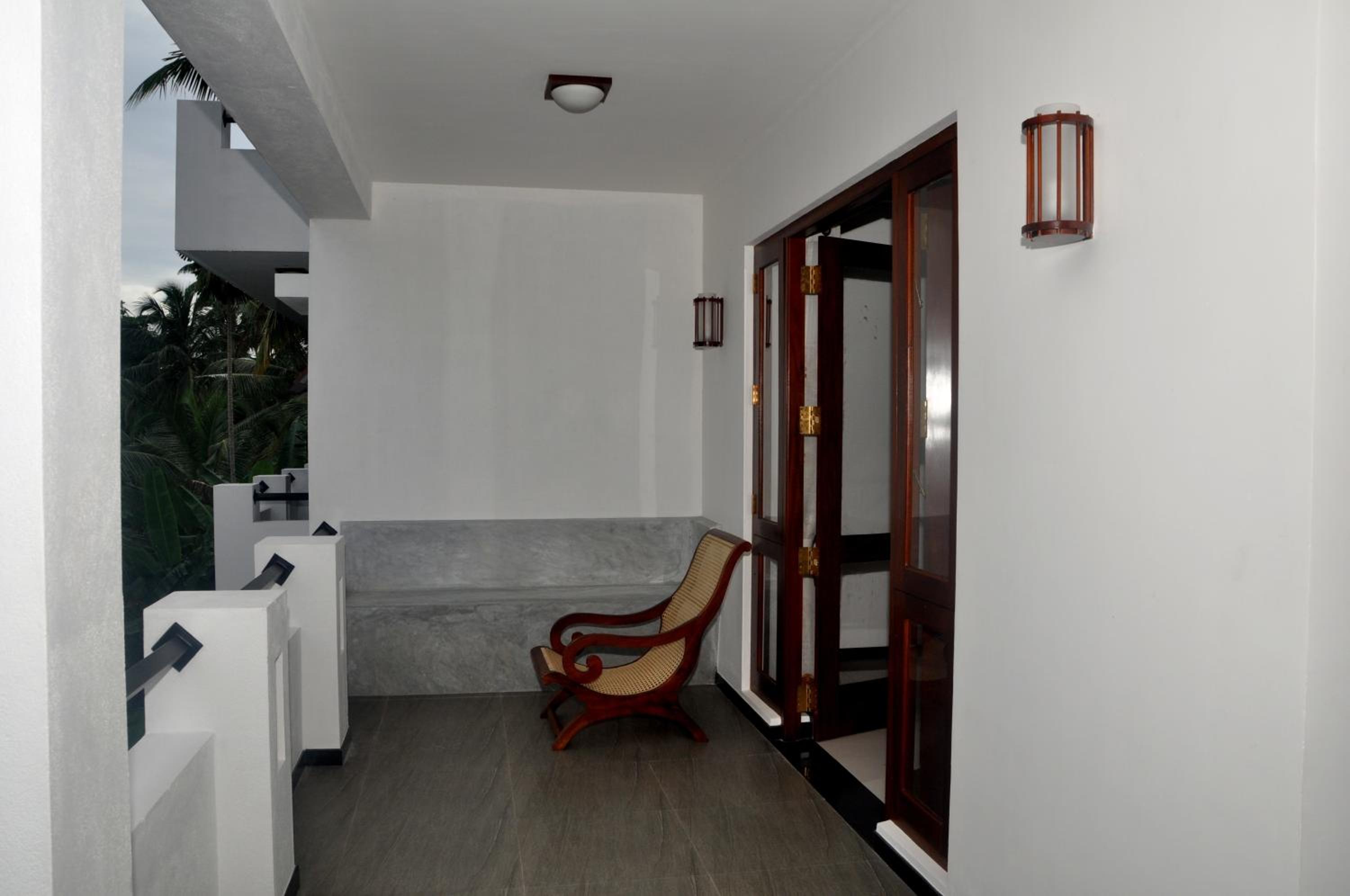 Double Room with Balcony photo 3