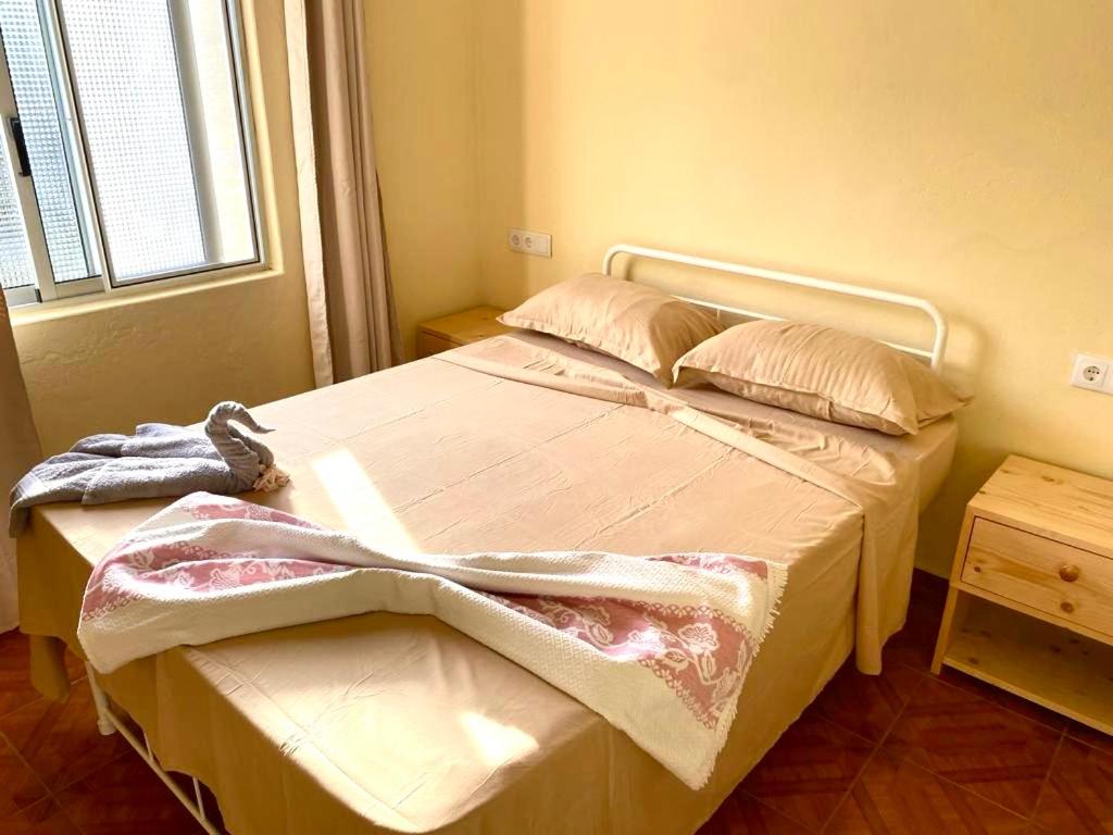 Standard Double Room with Shared Bathroom photo 2