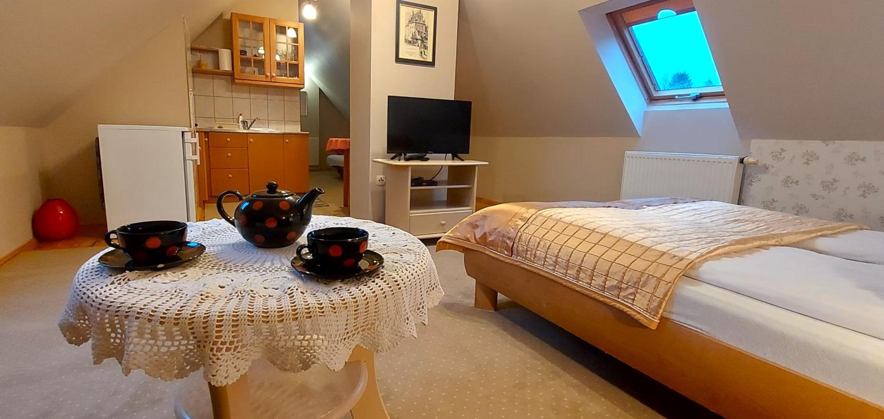 Studio Apartment