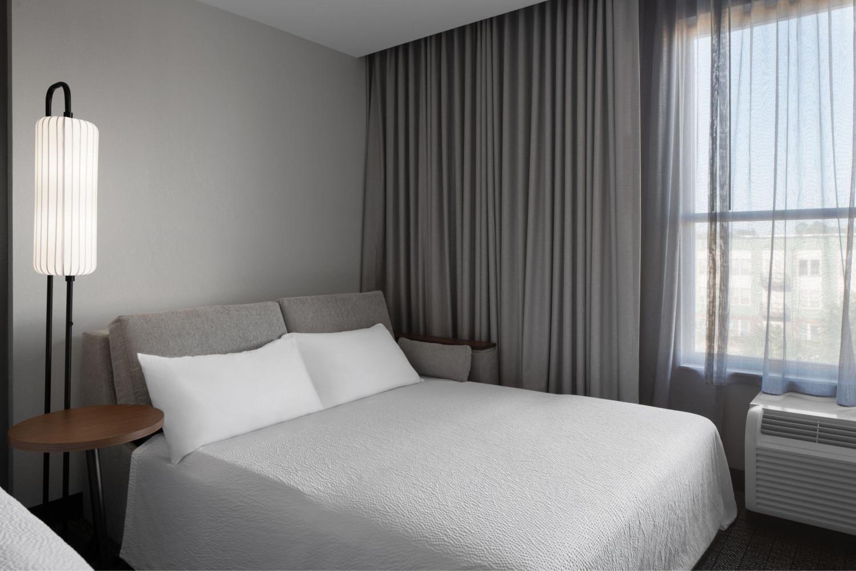 King Room with Sofa Bed photo 2