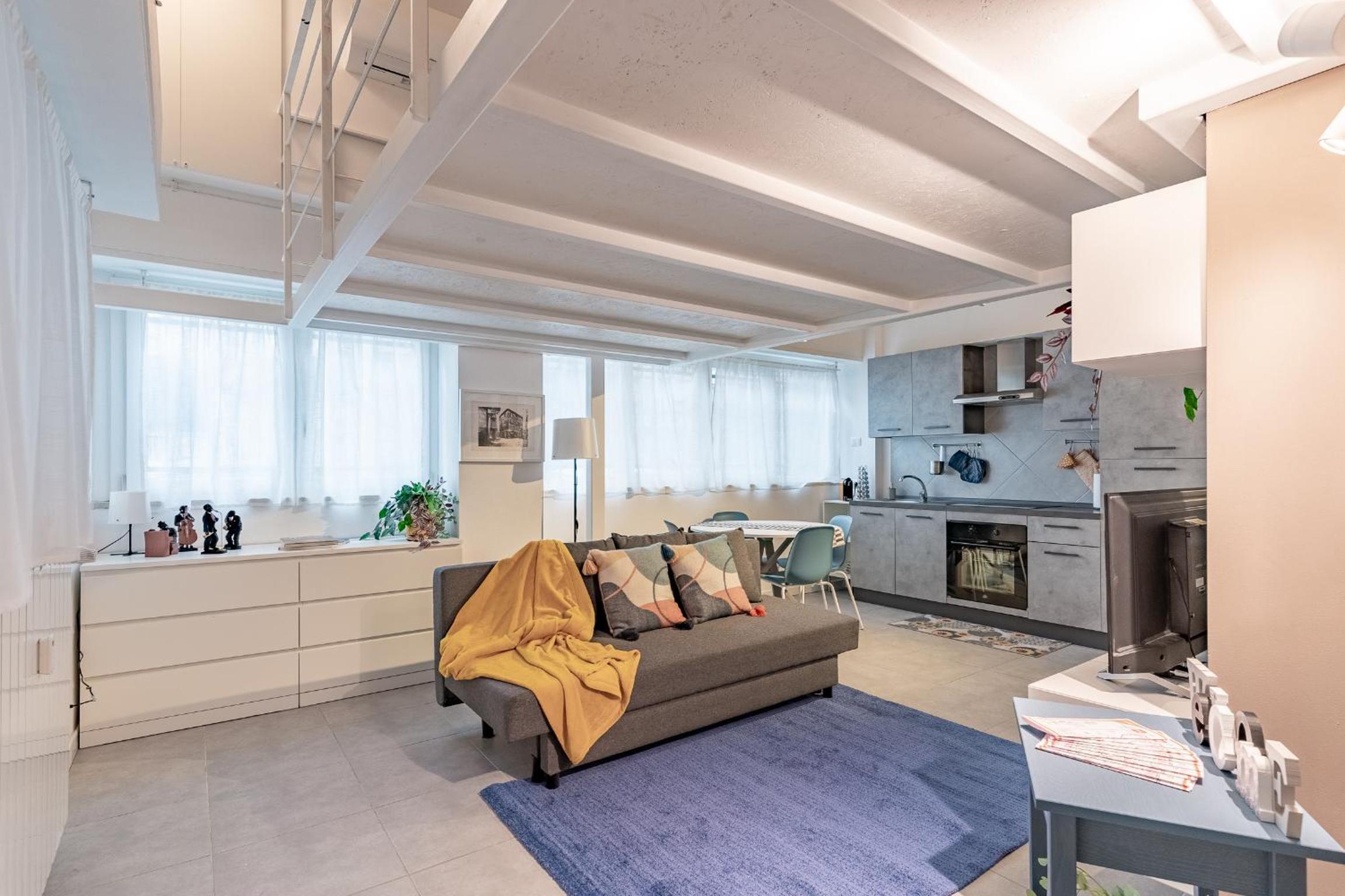 One-Bedroom Apartment