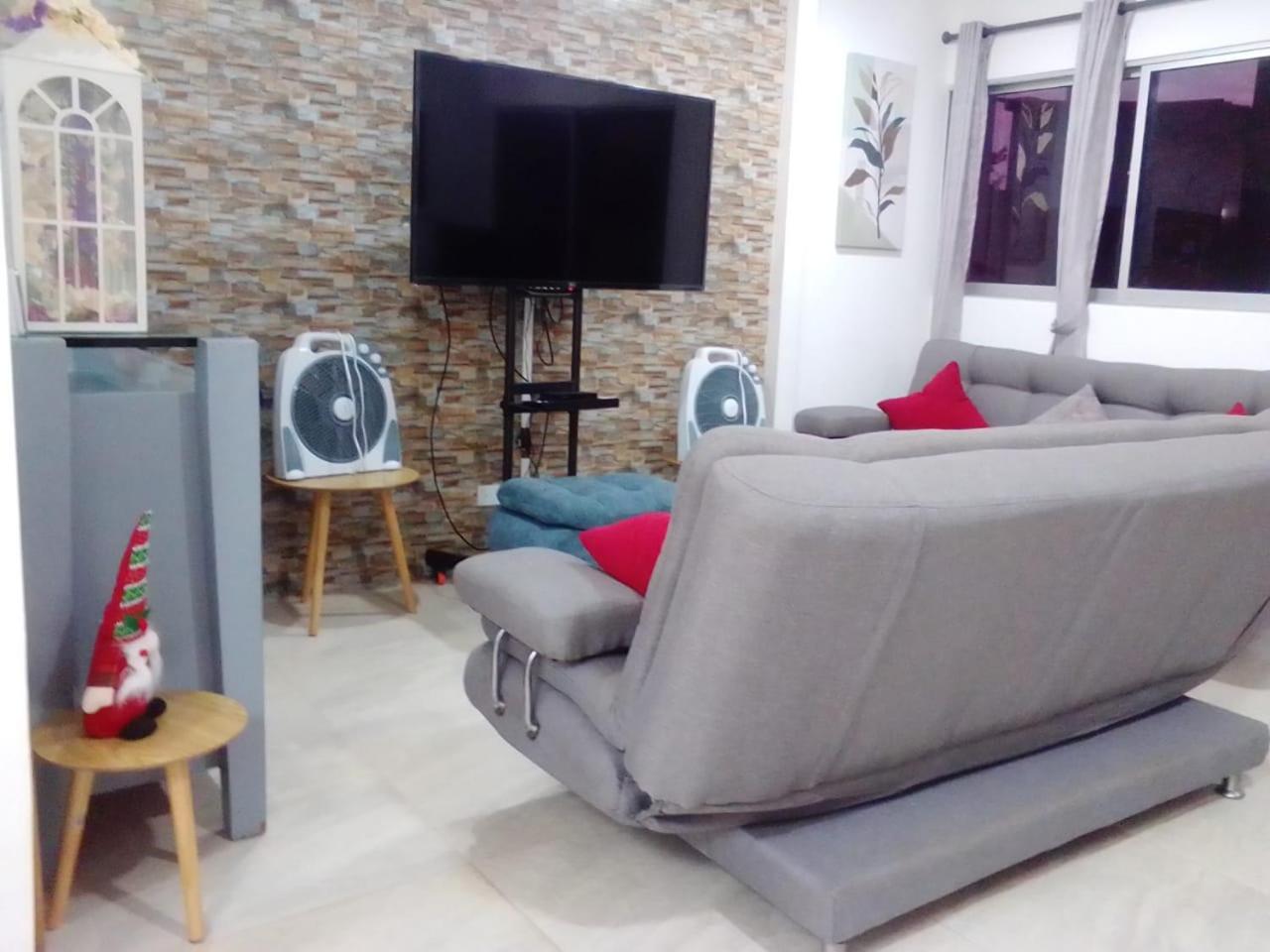 Three-Bedroom Villa photo 1