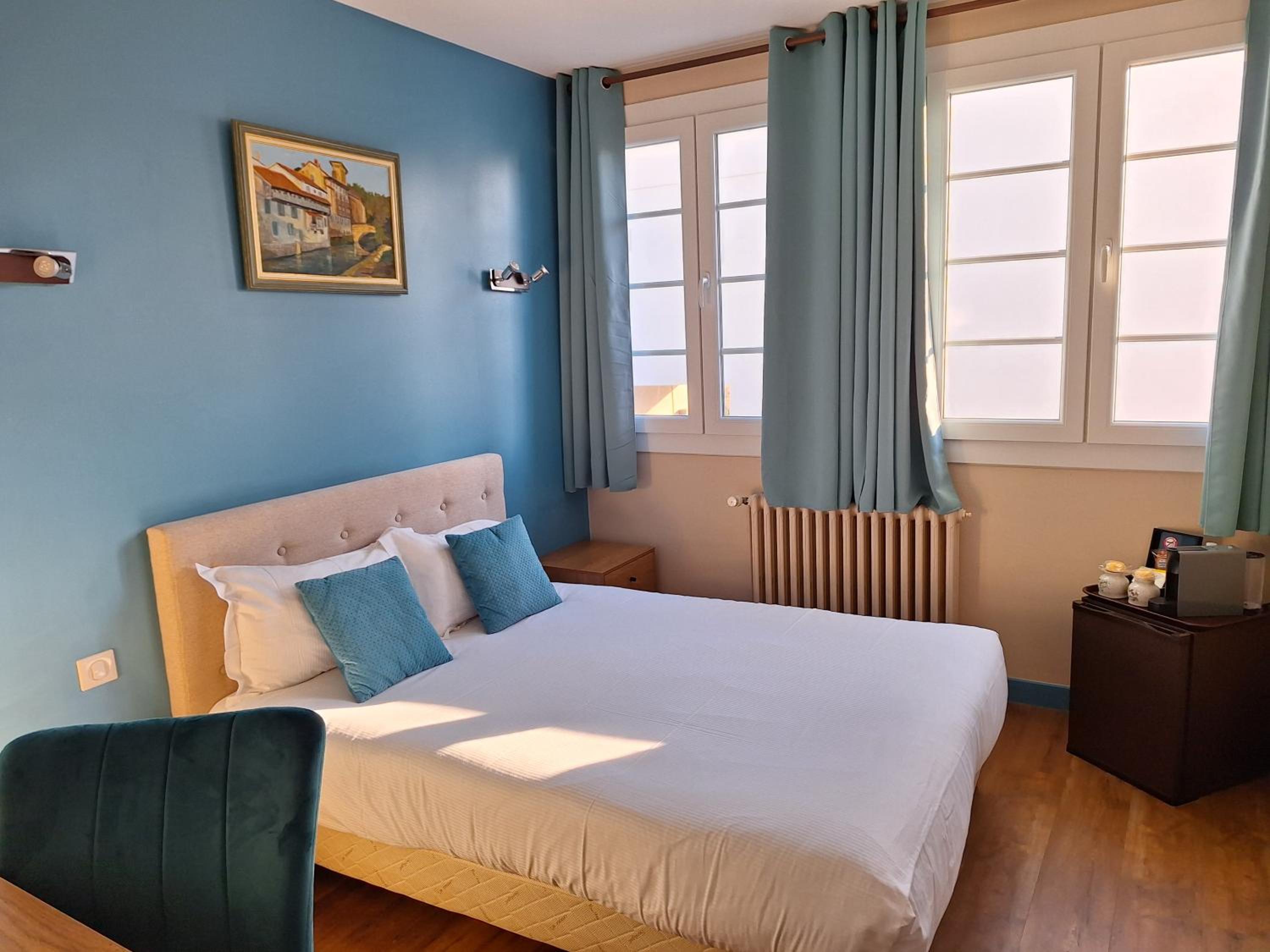 Standard Double Room photo 1