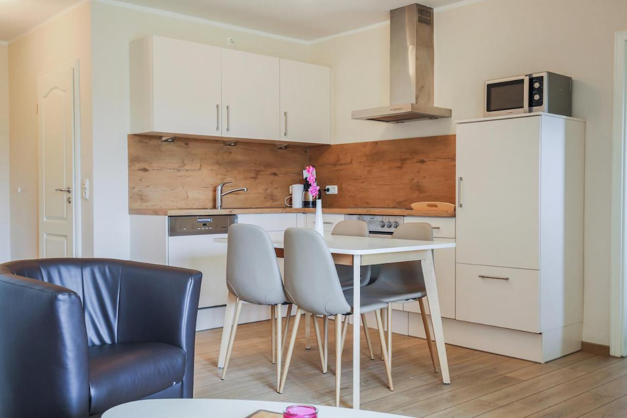 Apartment with Terrace photo 2