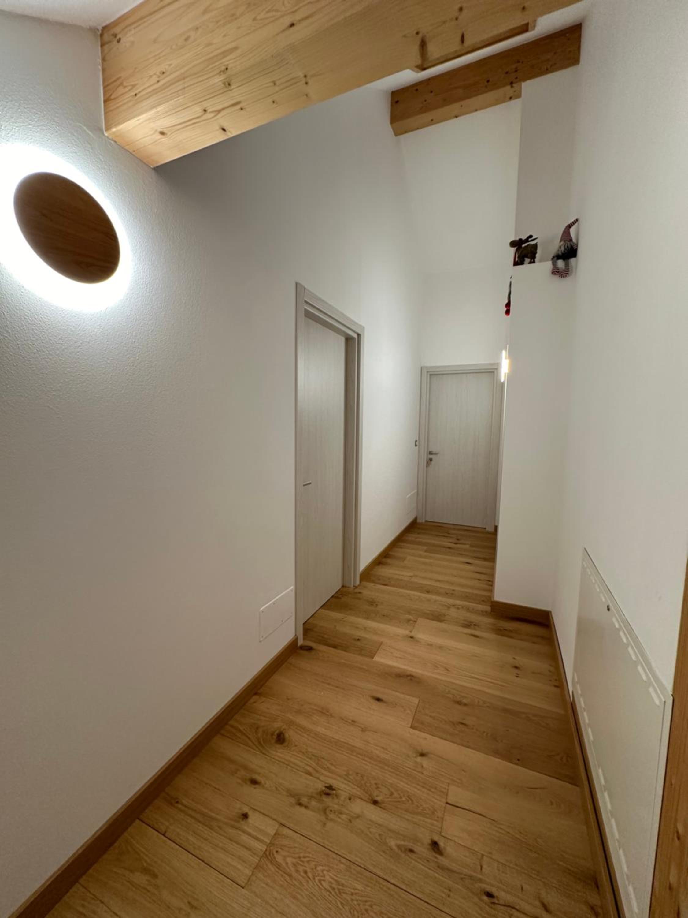 Two-Bedroom Apartment with Balcony photo 3