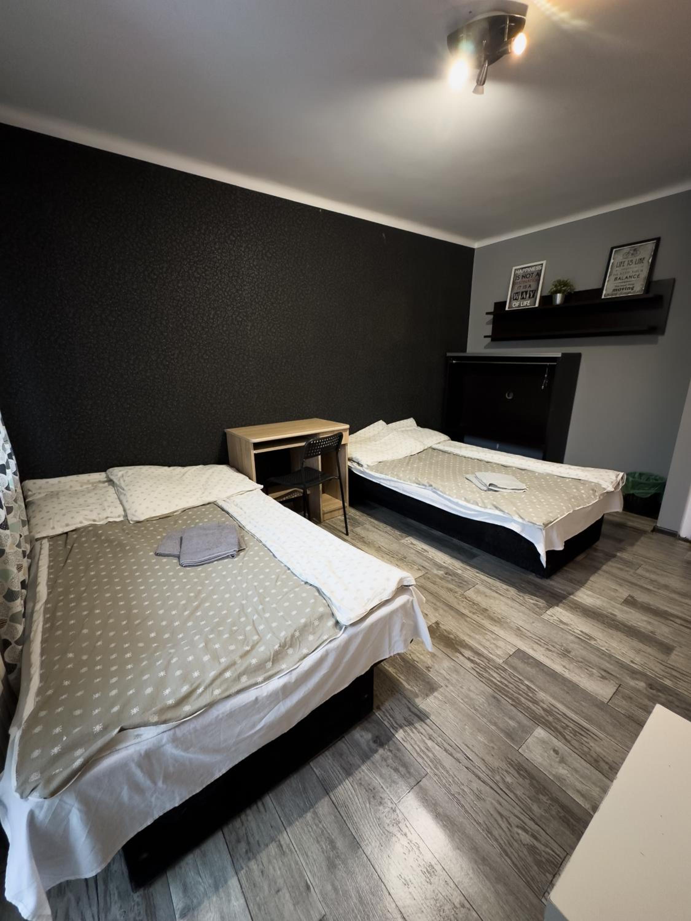 Double Room with Shared Bathroom photo 1