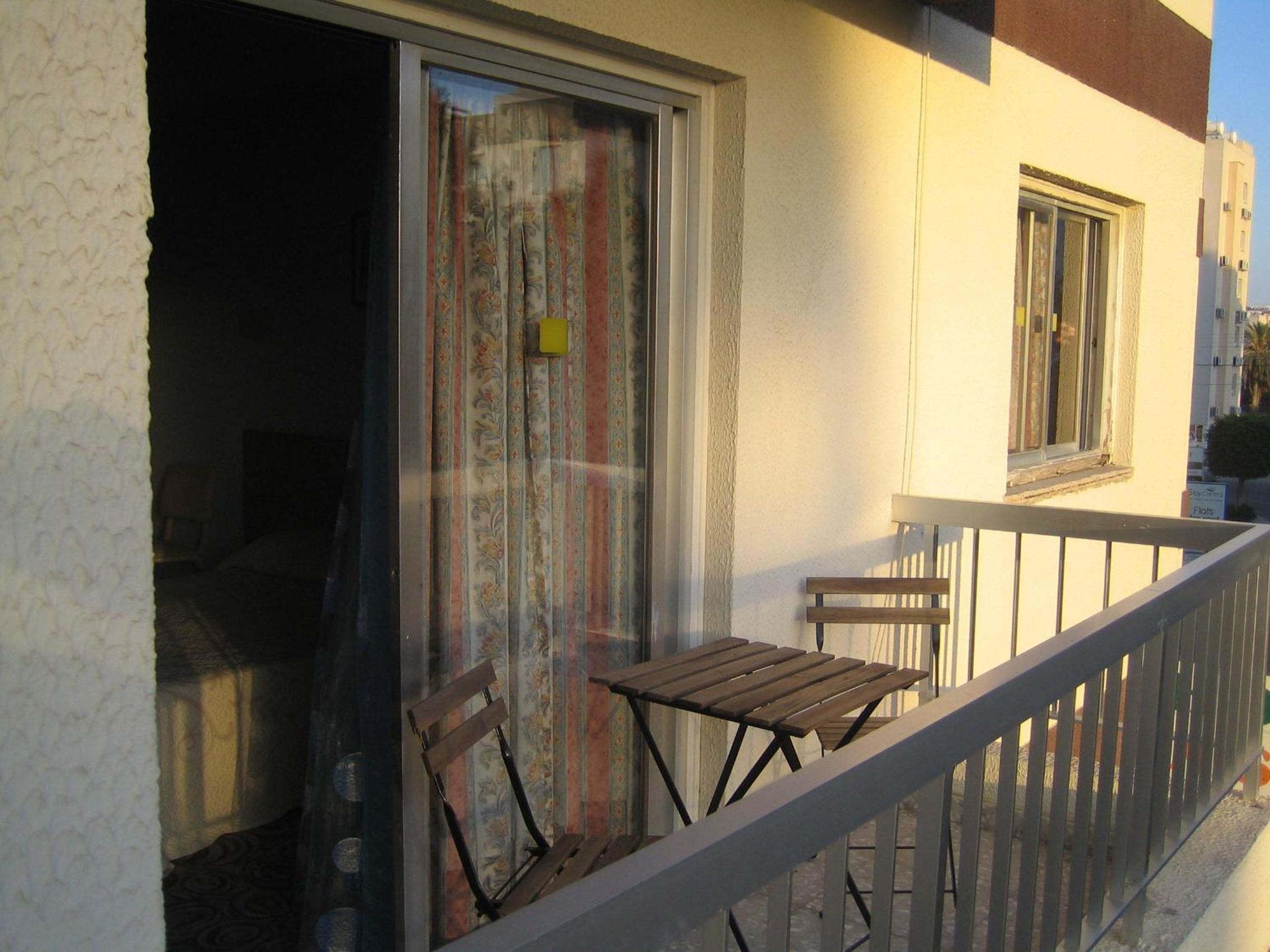 Standard Triple Room - Photo 10