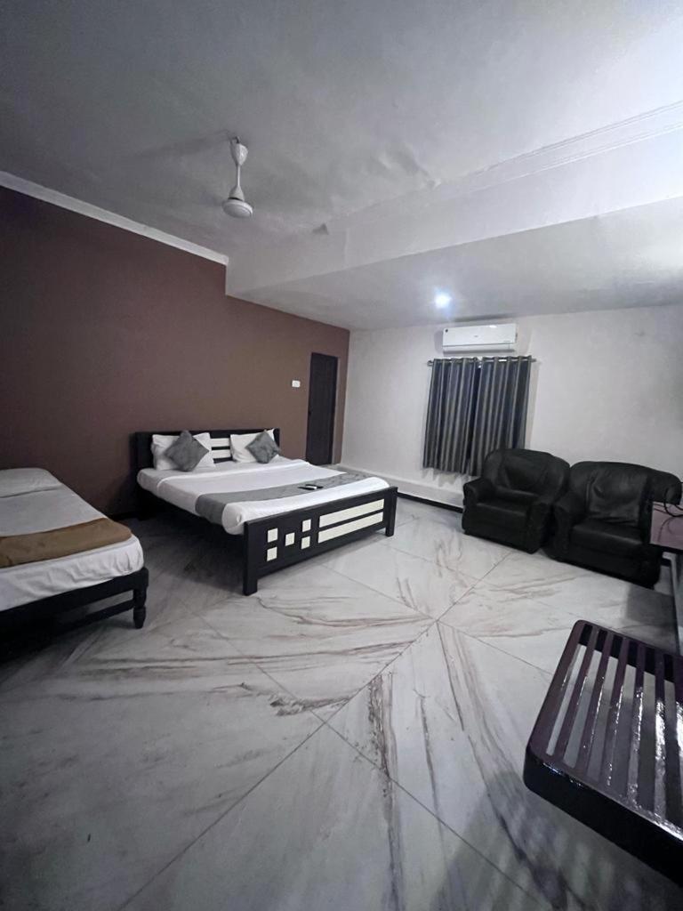 Triple Room - Photo 1