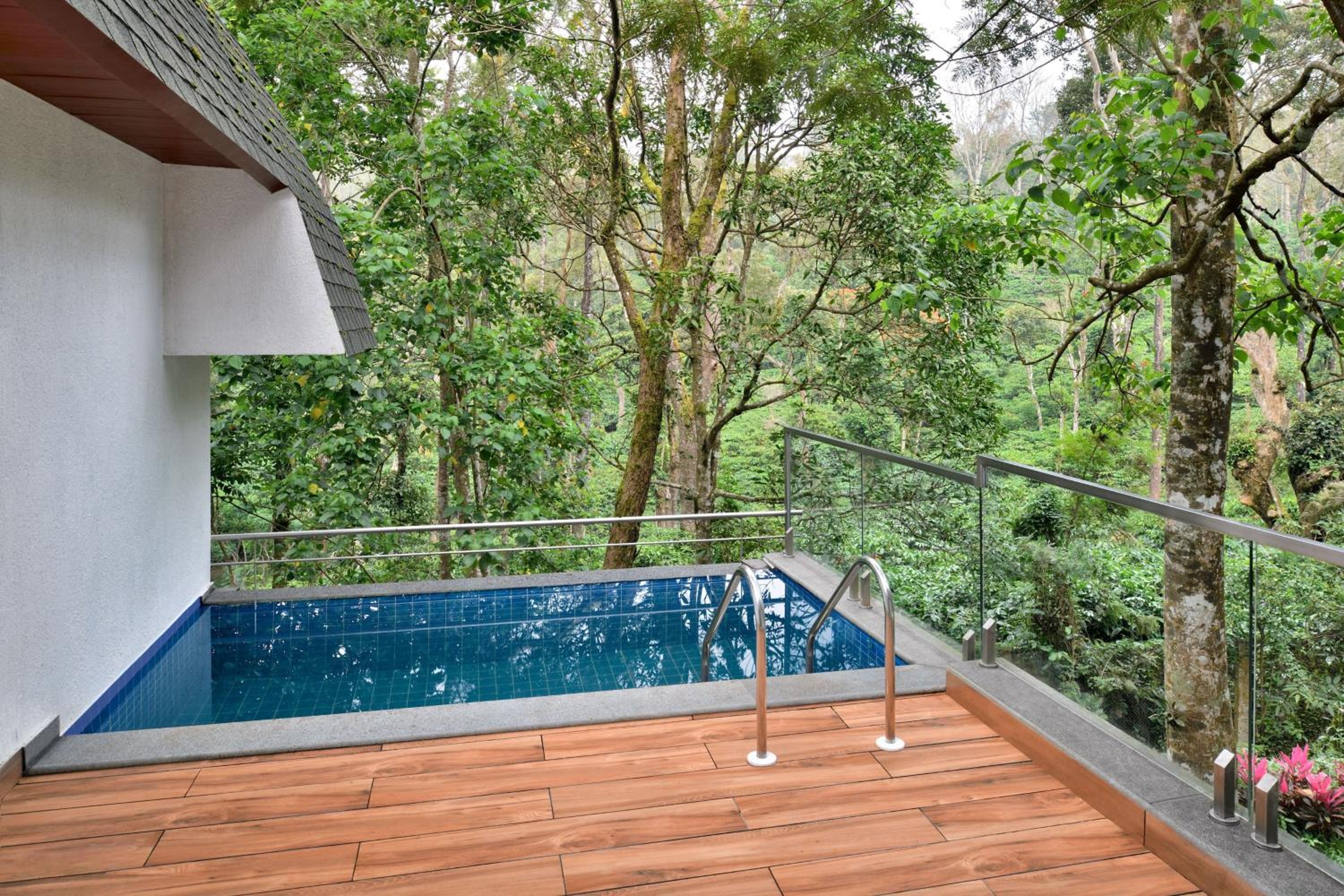 Two-Bedroom Family Estate Villa with Balcony and Garden View Two-Bedroom Family Estate Villa with Balcony and Garden View