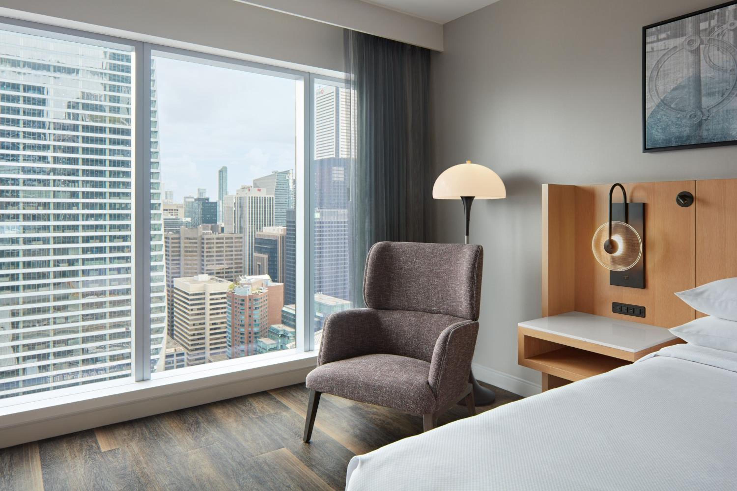 Club King Room