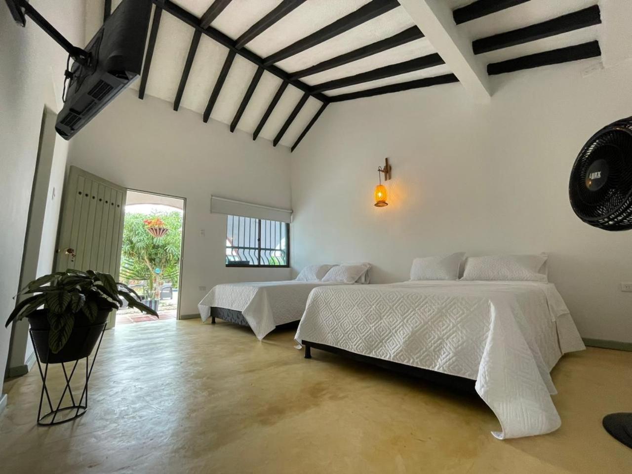 Double Room with Two Double Beds photo 2