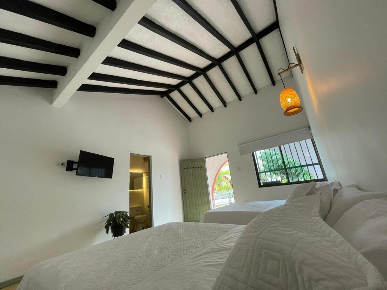 Double Room with Two Double Beds photo 1