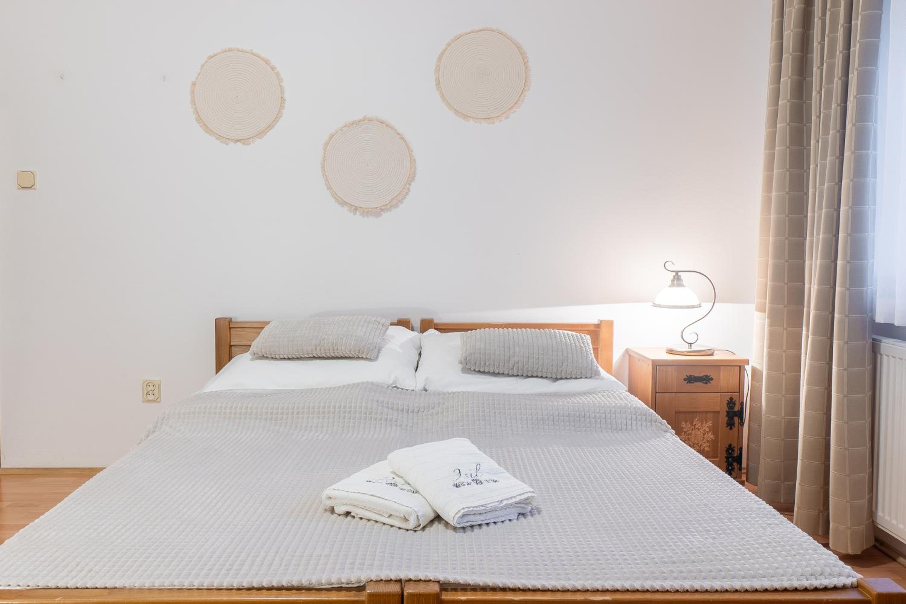 Basic Triple Room photo 1