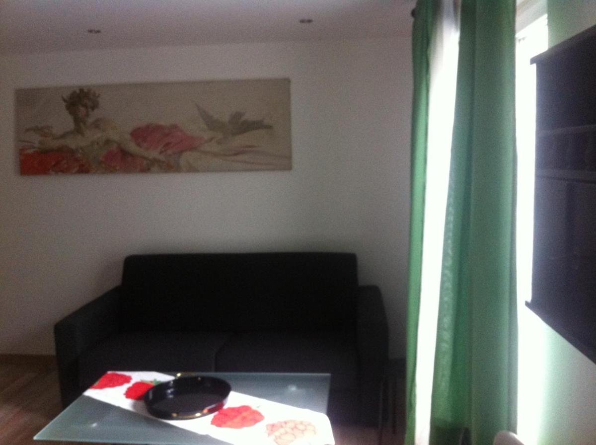 Two-Bedroom Apartment - Photo 5