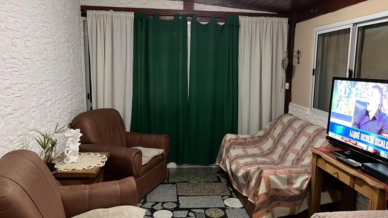 Two-Bedroom House photo 2