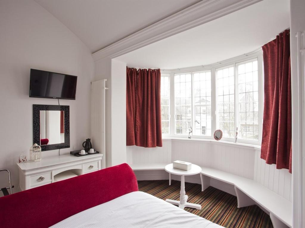 Double Room with Private Bathroom photo 2