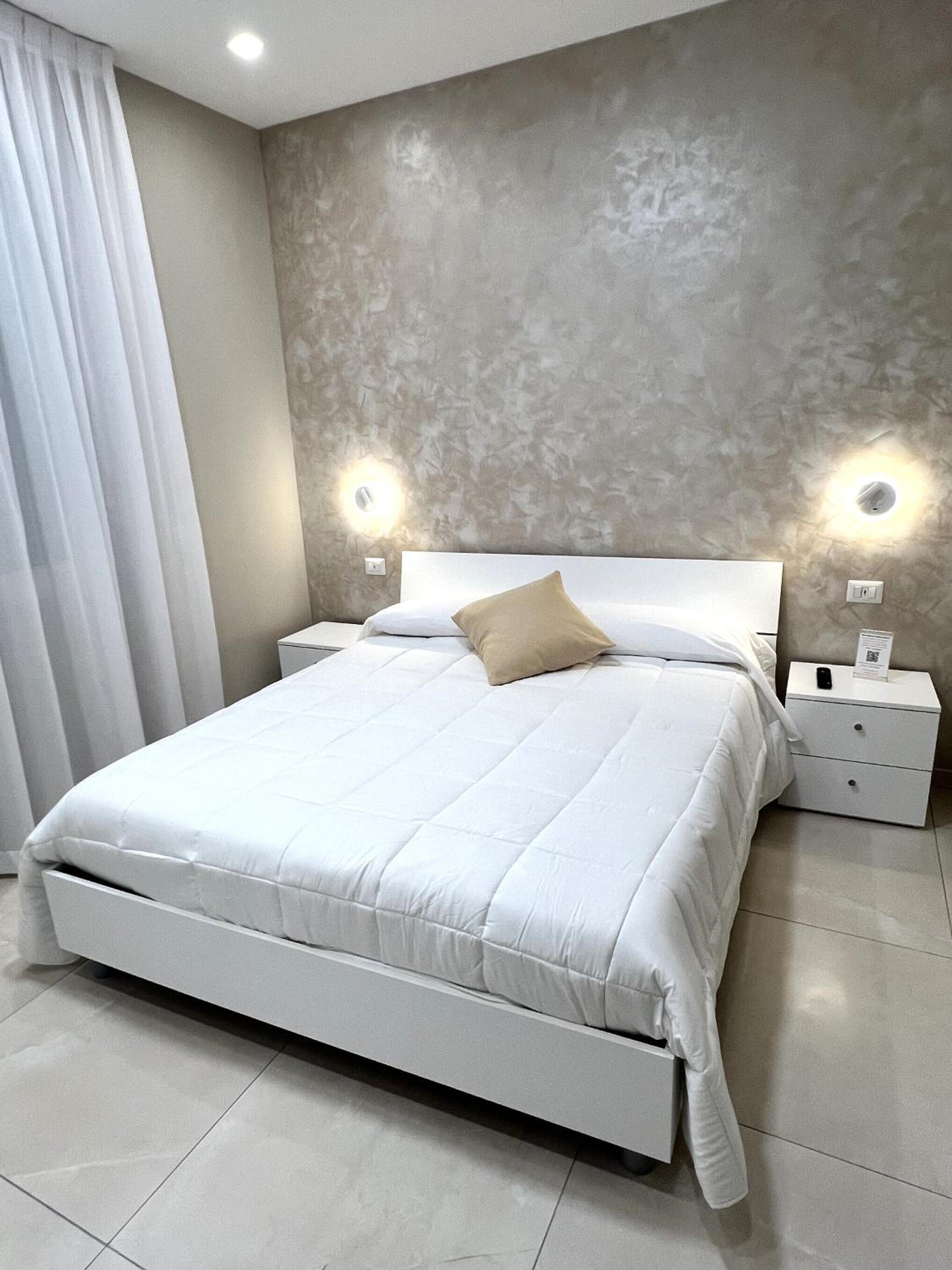 Deluxe Room (2 Adults + 1 Child) photo 1