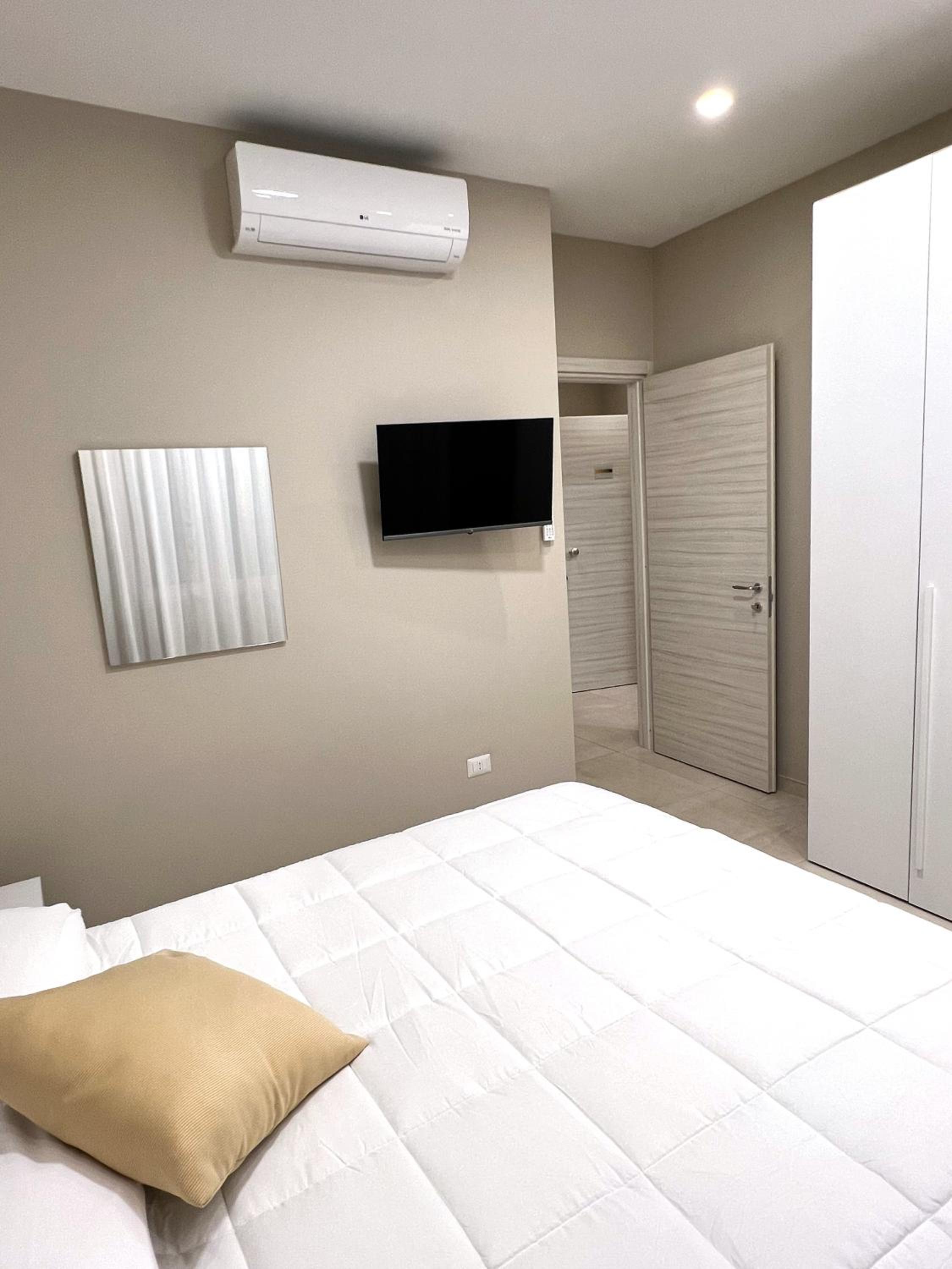 Deluxe Room (2 Adults + 1 Child) photo 3