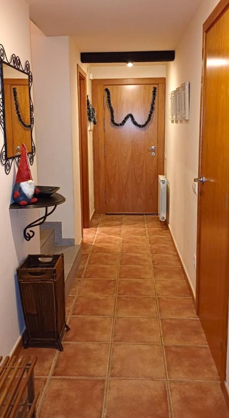 Three-Bedroom House photo 3