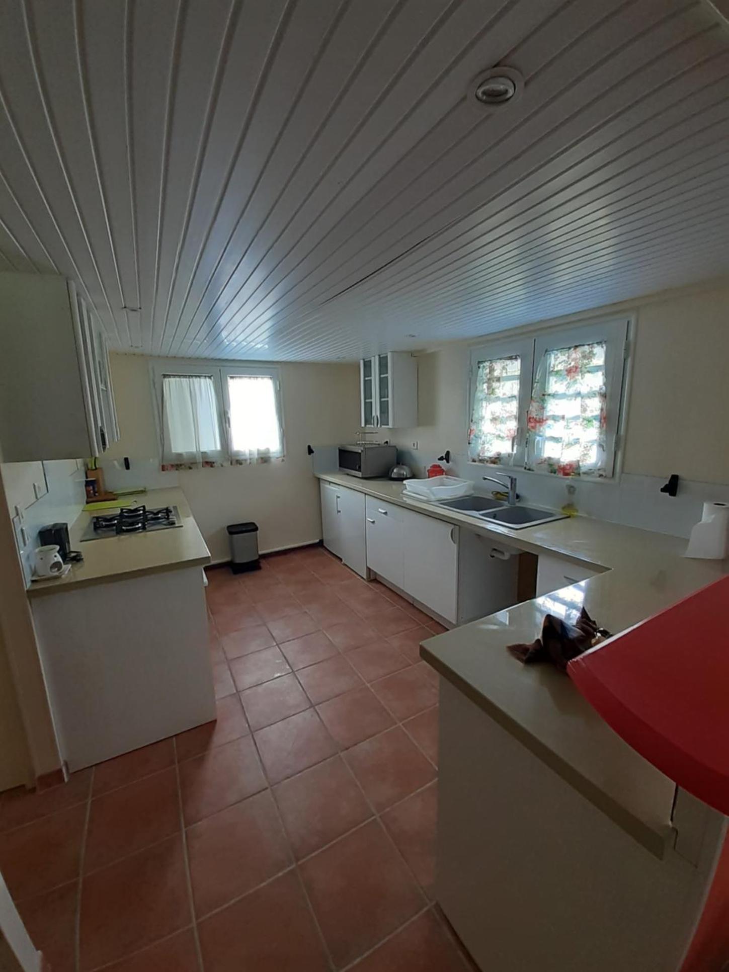One-Bedroom House photo 2