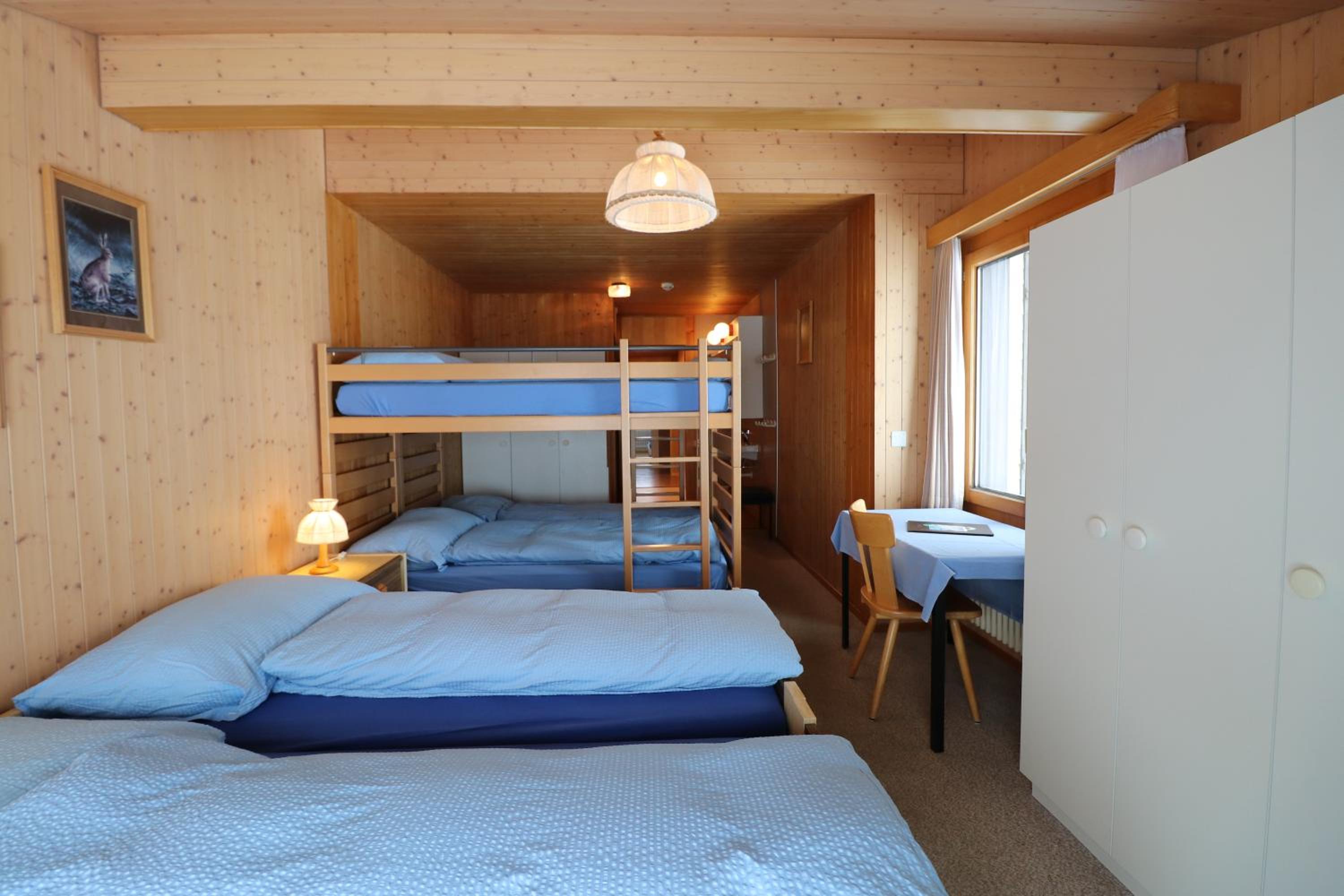 Mixed Dormitory Room photo 2