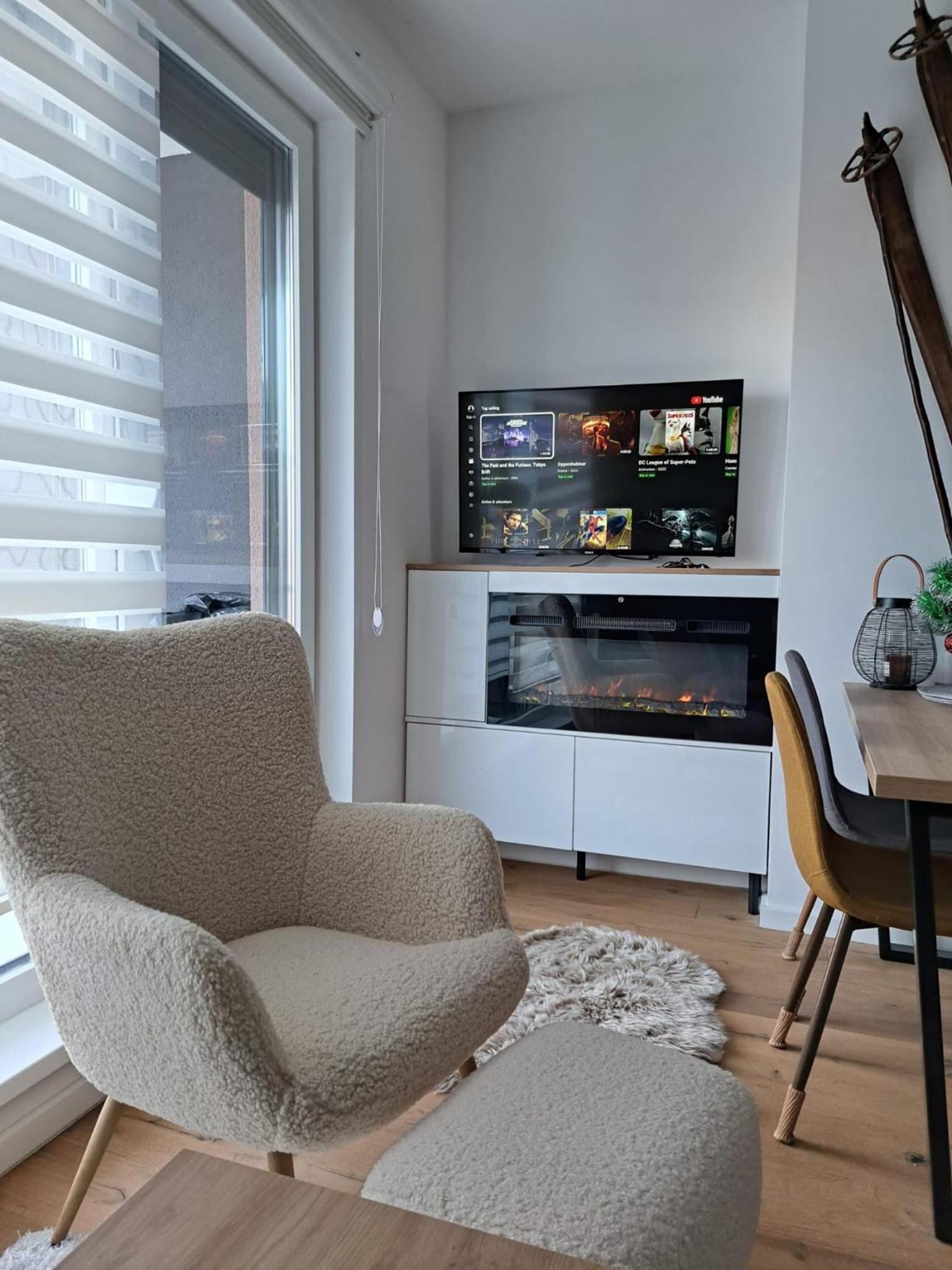 Studio Apartment photo 1