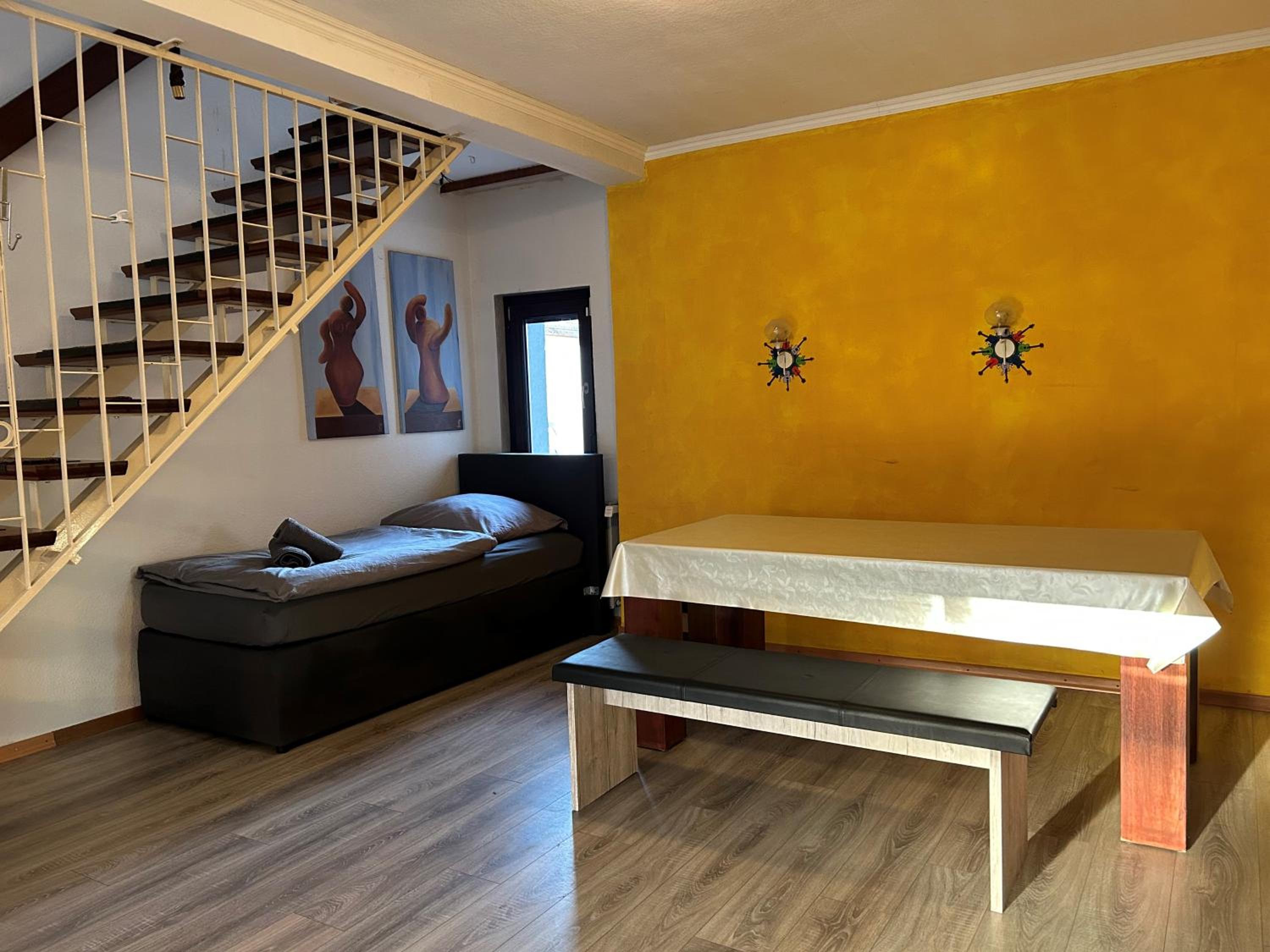Apartment - Split Level photo 3