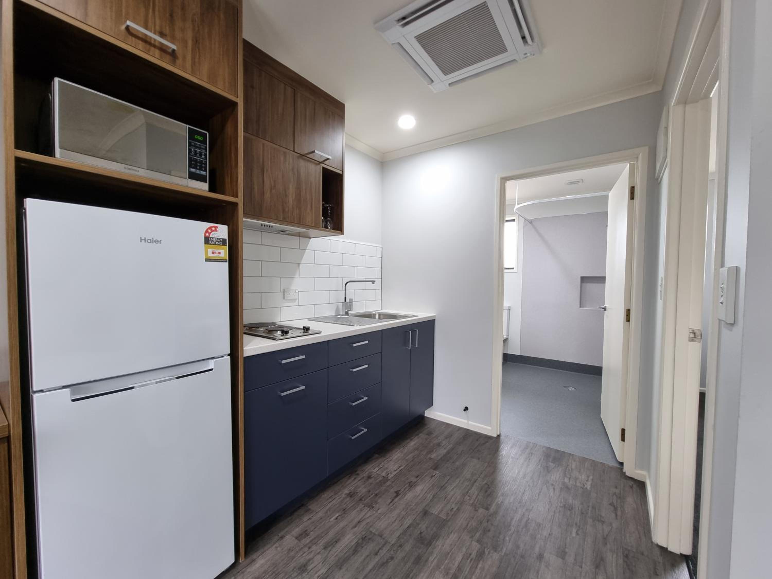 One-Bedroom Apartment - Disability Access photo 3