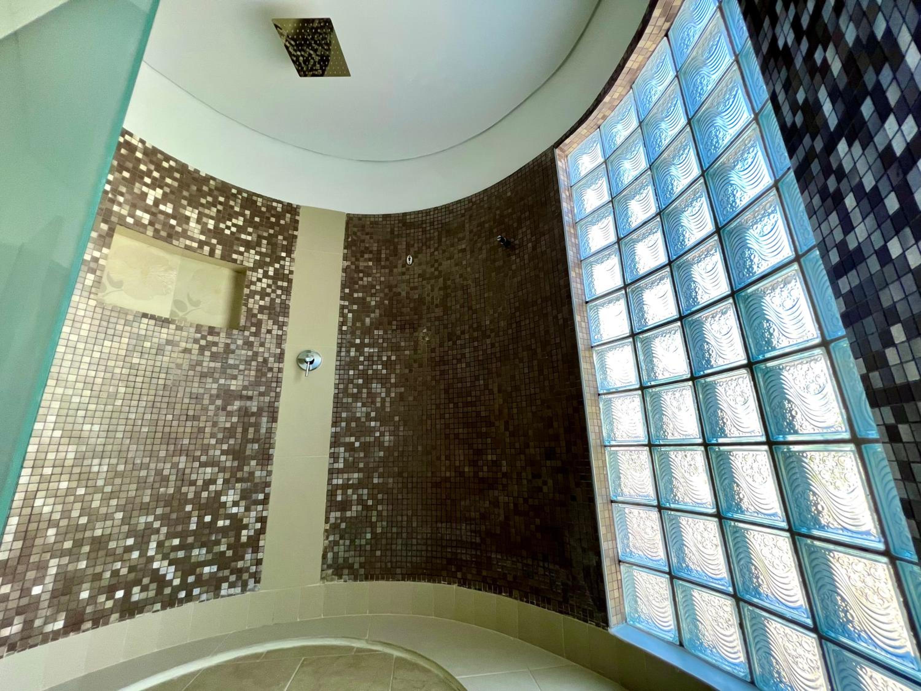 Family Suite with Balcony photo 3